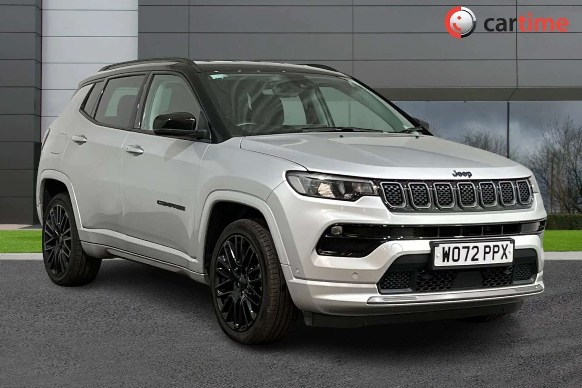 A 2023 JEEP COMPASS 1.3 S 5d 240 BHP Touchscreen, Apple CarPlay / Android Auto, Leather Seats, Adaptive Cruise Control, Reverse Camera Glacier Silver, 19-Inch Alloys A 2023 JEEP COMPASS 1.3 S 5d 240 BHP Touchscreen, Apple CarPlay / Android Auto, Leather Seats, Adaptive Cruise Control, Reverse Camera Glacier Silver, 19-Inch Alloys