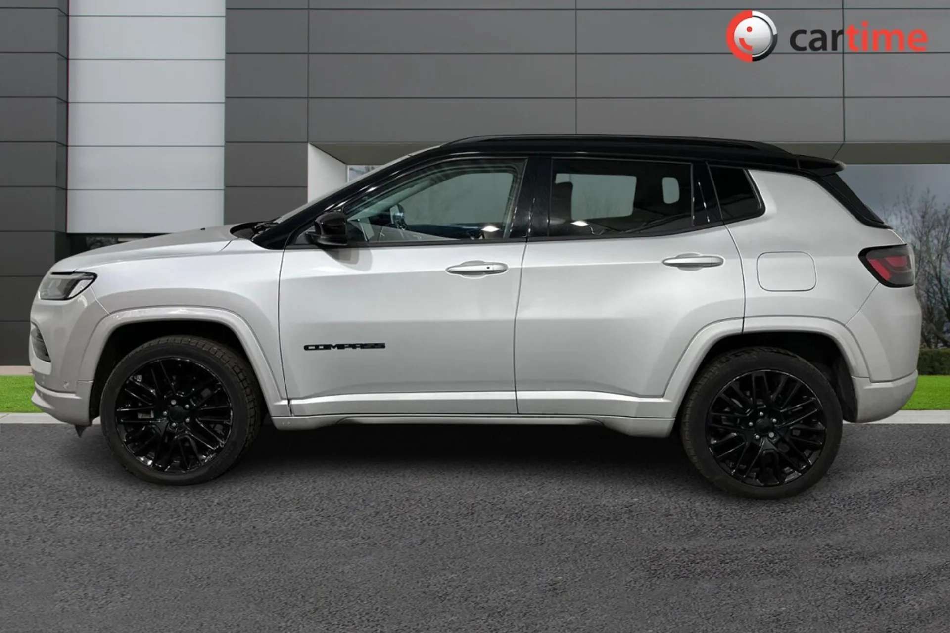 A 2023 JEEP COMPASS 1.3 S 5d 240 BHP Touchscreen, Apple CarPlay / Android Auto, Leather Seats, Adaptive Cruise Control, Reverse Camera Glacier Silver, 19-Inch Alloys A 2023 JEEP COMPASS 1.3 S 5d 240 BHP Touchscreen, Apple CarPlay / Android Auto, Leather Seats, Adaptive Cruise Control, Reverse Camera Glacier Silver, 19-Inch Alloys