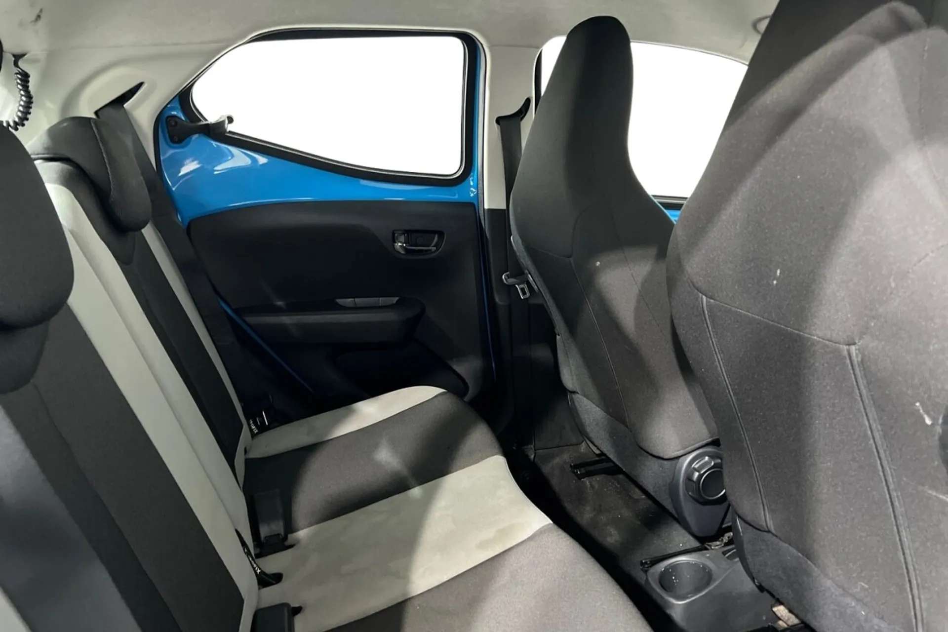 2016 TOYOTA AYGO 2016 TOYOTA AYGO