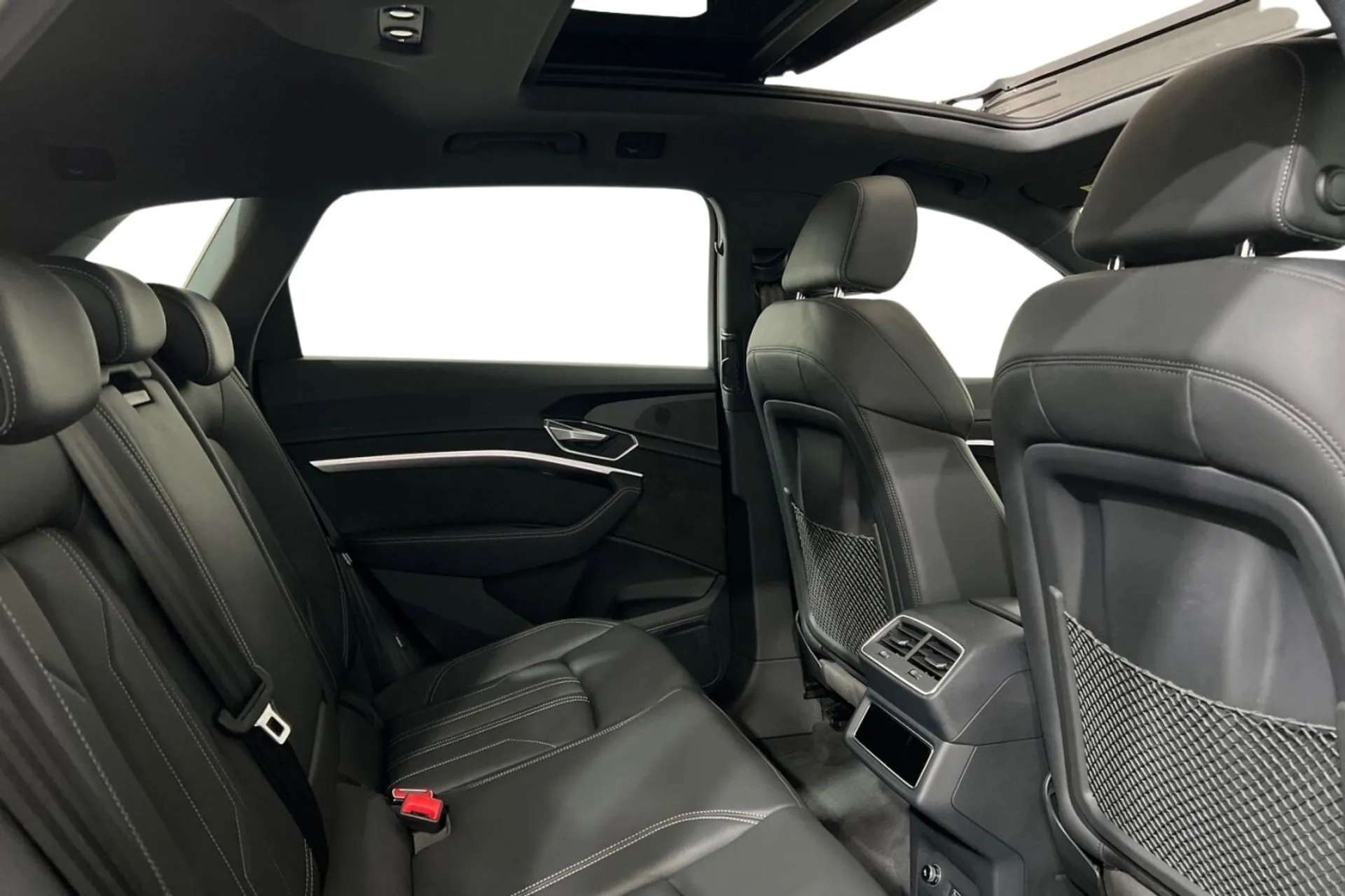 2019 AUDI E-TRON 2019 AUDI E-TRON