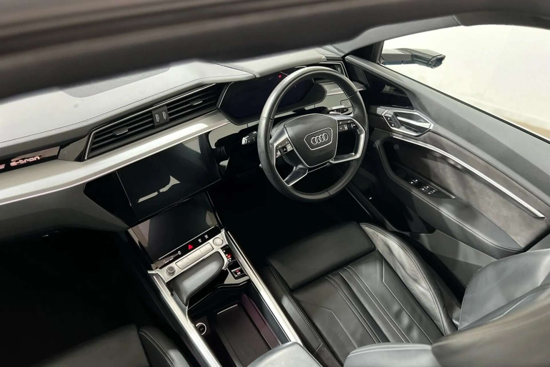 2019 AUDI E-TRON 2019 AUDI E-TRON