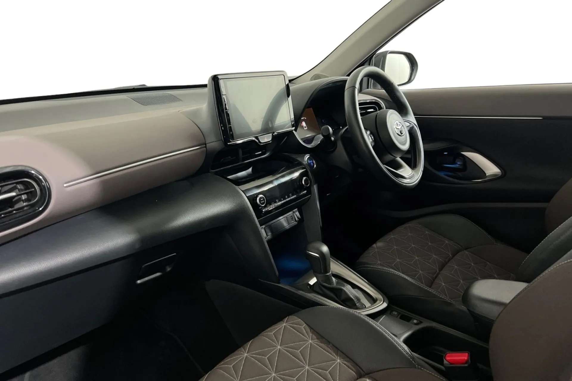 2023 TOYOTA YARIS CROSS 2023 TOYOTA YARIS CROSS