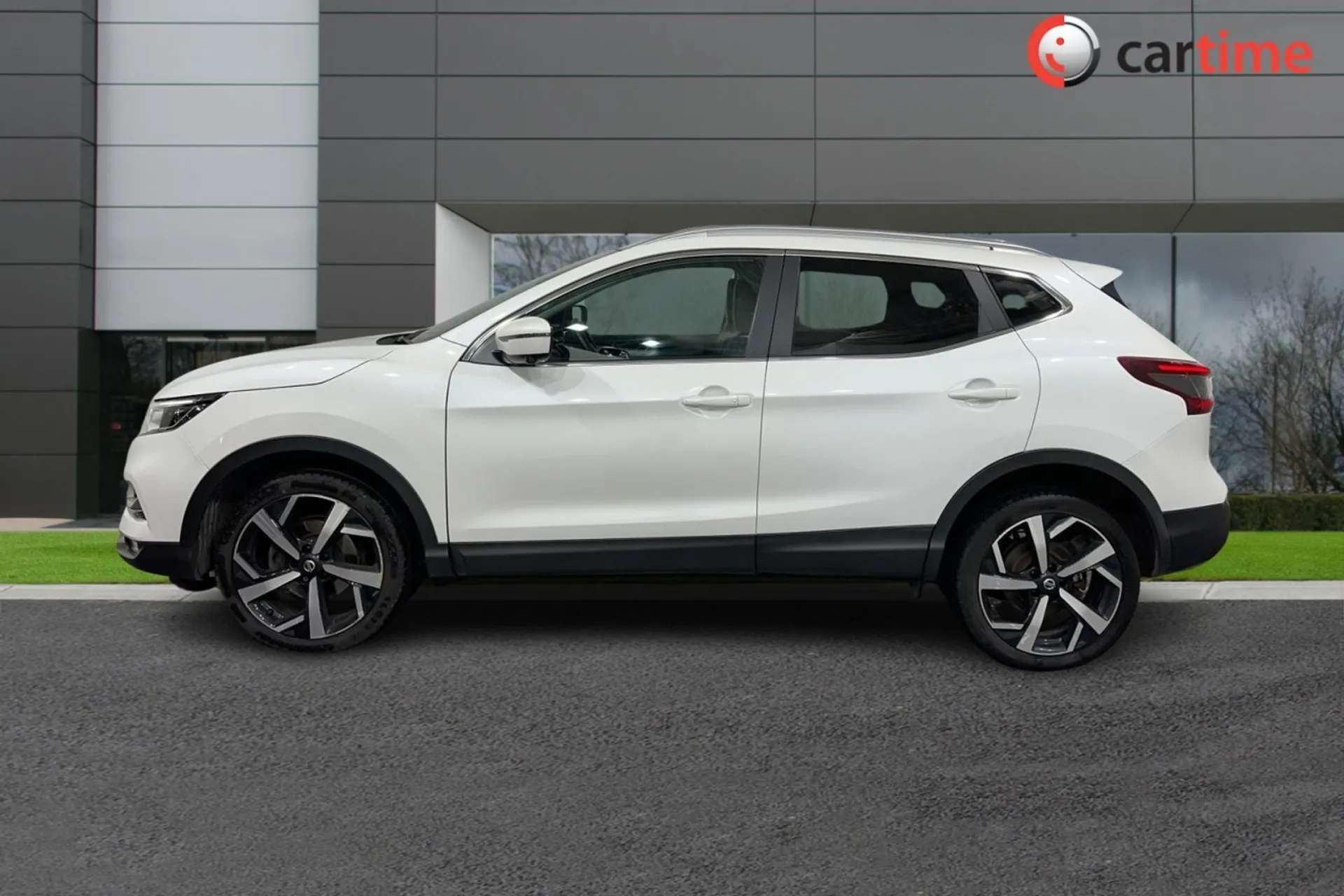A 2021 NISSAN QASHQAI 1.3 DIG-T N-Motion SUV 5dr Petrol DCT Auto Euro 6 (s/s) (160 ps) Panoramic Roof, DAB Radio, Parking Sensors, Leather Seats, Privacy Glass Storm White, A 2021 NISSAN QASHQAI 1.3 DIG-T N-Motion SUV 5dr Petrol DCT Auto Euro 6 (s/s) (160 ps) Panoramic Roof, DAB Radio, Parking Sensors, Leather Seats, Privacy Glass Storm White,