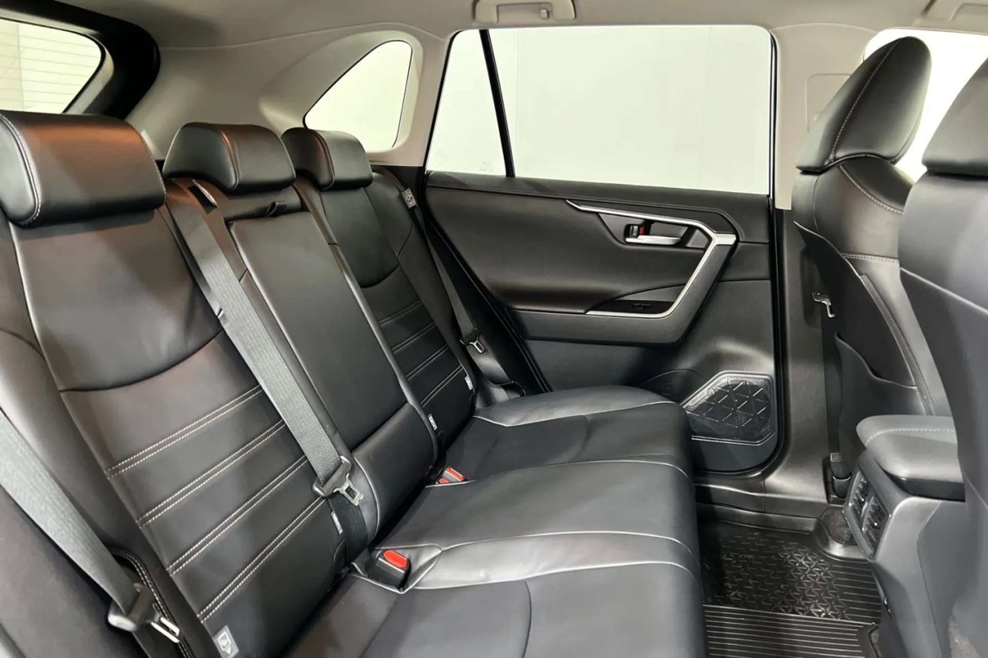 2019 TOYOTA RAV4 2019 TOYOTA RAV4