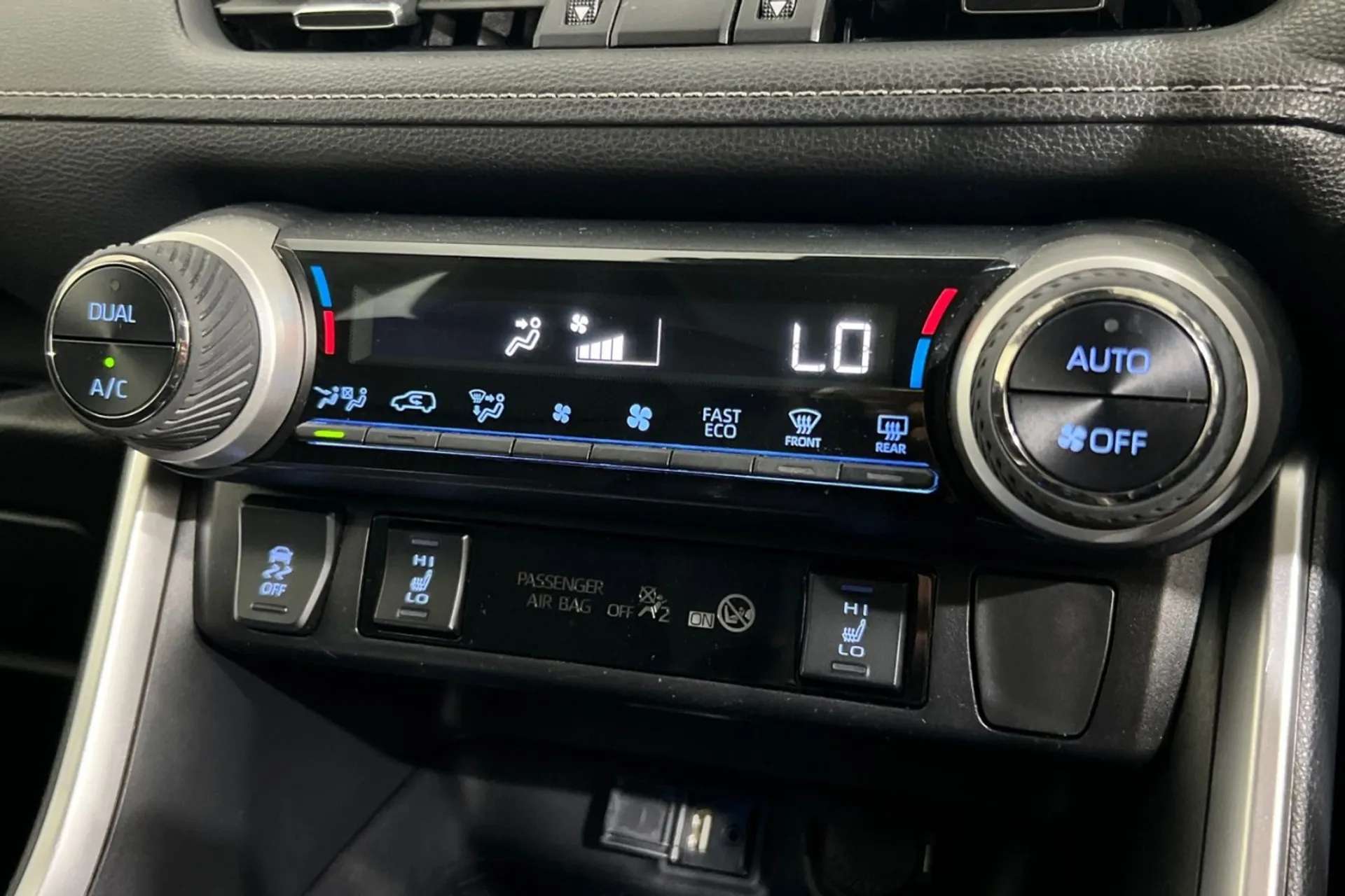 2019 TOYOTA RAV4 2019 TOYOTA RAV4