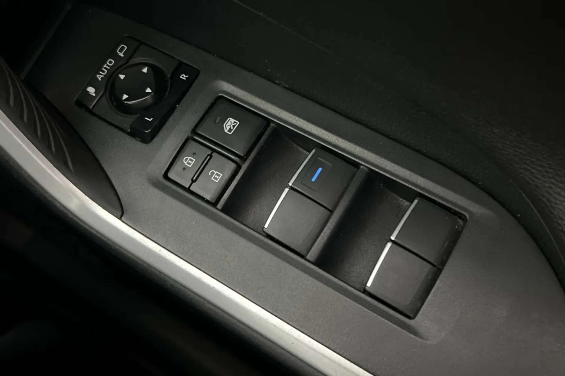 2019 TOYOTA RAV4 2019 TOYOTA RAV4