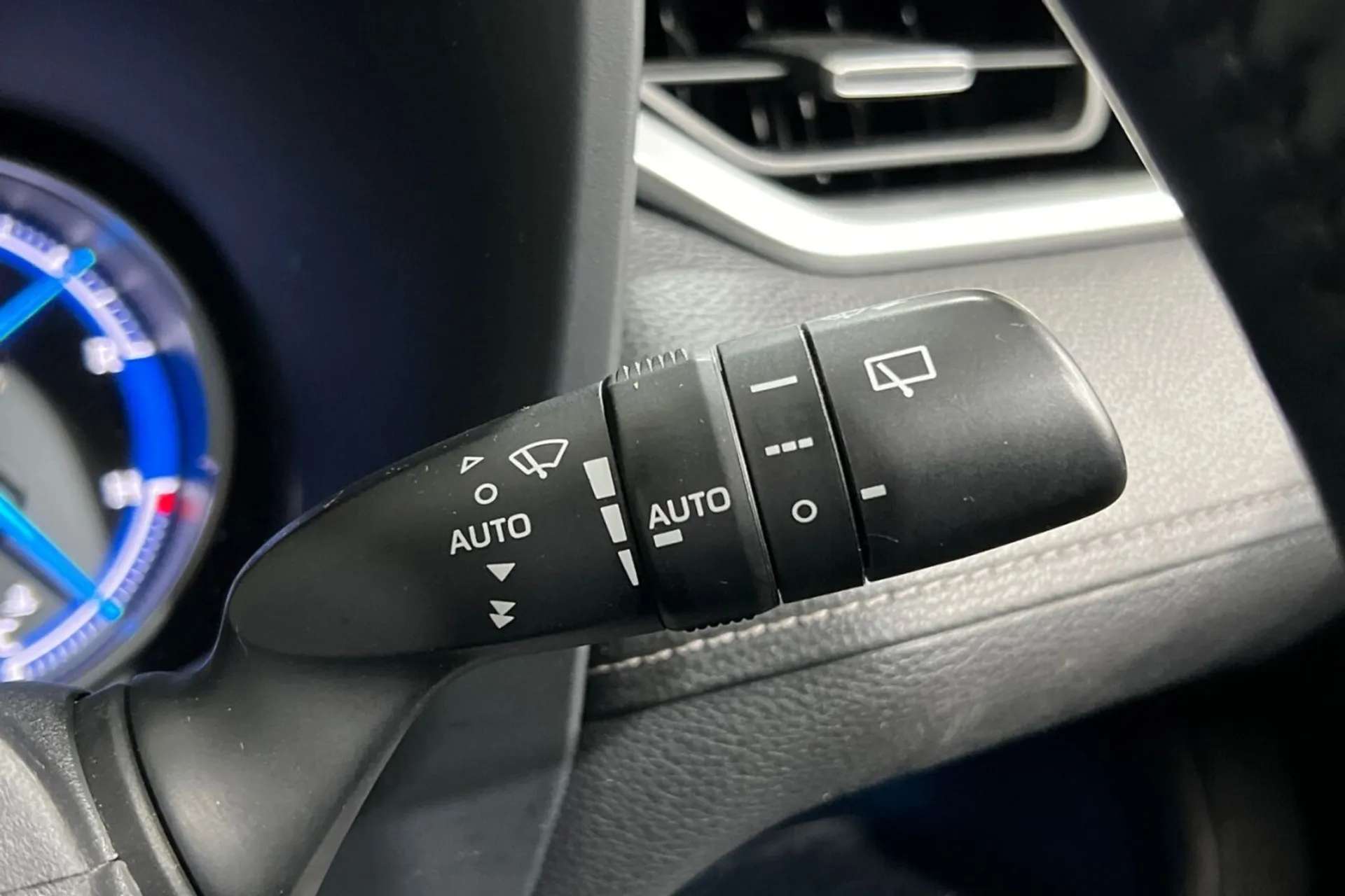 2020 TOYOTA RAV4 2020 TOYOTA RAV4