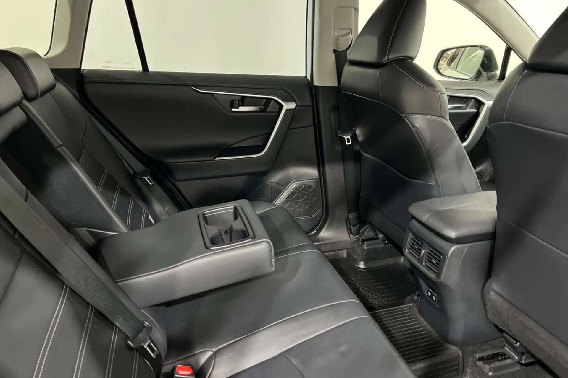 2020 TOYOTA RAV4 2020 TOYOTA RAV4