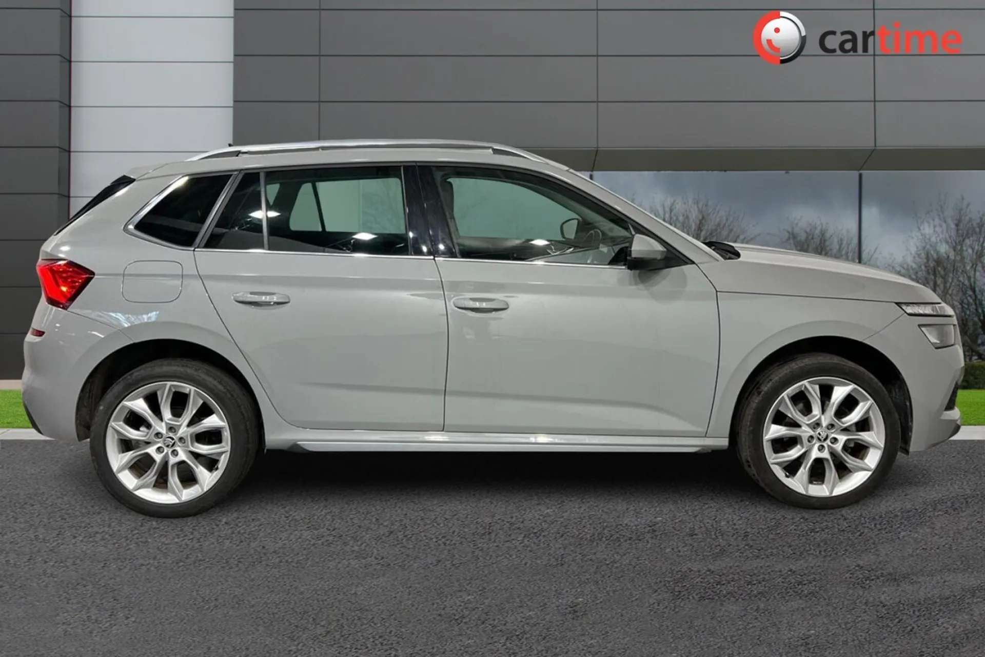 A 2020 SKODA KAMIQ 1.5 SE L TSI DSG 5d 148 BHP DAB Radio, Cruise Control, Digital Instruments, Rear Park Sensors, Amundsen Touchscreen Quartz Grey, 18-Inch Alloy Wheels A 2020 SKODA KAMIQ 1.5 SE L TSI DSG 5d 148 BHP DAB Radio, Cruise Control, Digital Instruments, Rear Park Sensors, Amundsen Touchscreen Quartz Grey, 18-Inch Alloy Wheels