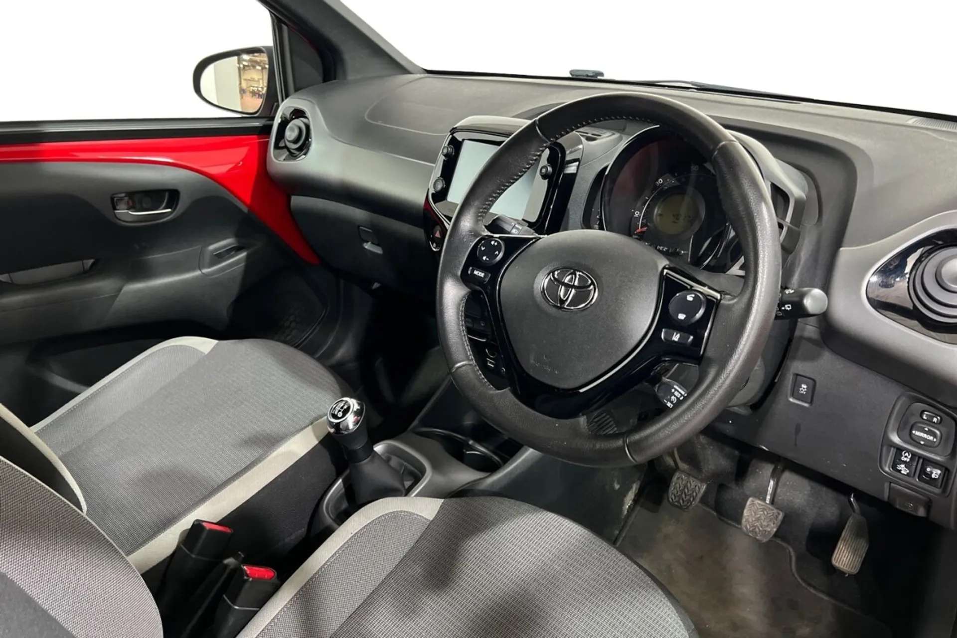 2021 TOYOTA AYGO 2021 TOYOTA AYGO