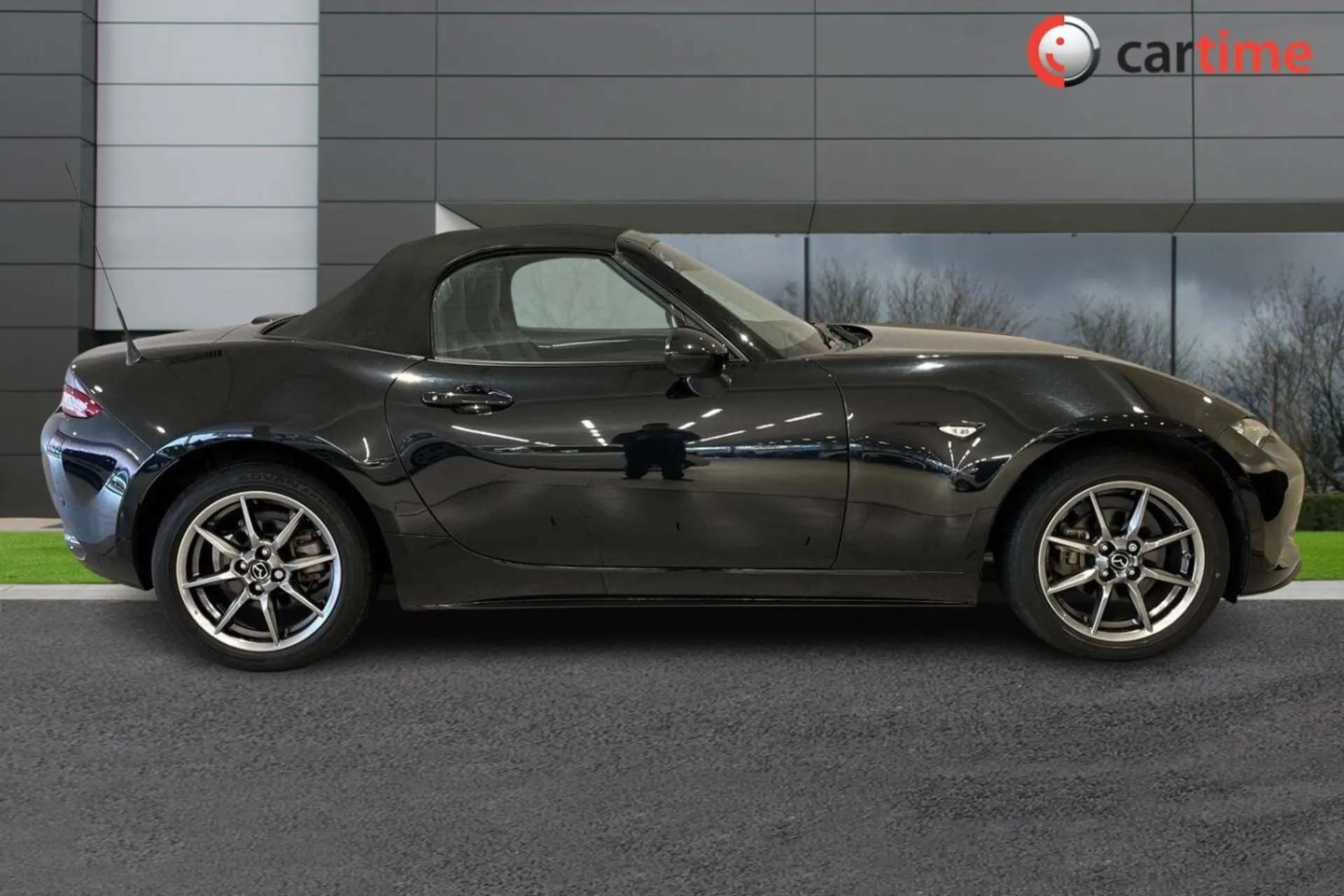 A 2021 MAZDA MX-5 1.5 SPORT 2d 131 BHP BOSE Audio Speakers, Rear Park Sensors, Keyless Entry, Wireless Apple CarPlay, LED Headlights Jet Black, 16-Inch Alloy Wheels A 2021 MAZDA MX-5 1.5 SPORT 2d 131 BHP BOSE Audio Speakers, Rear Park Sensors, Keyless Entry, Wireless Apple CarPlay, LED Headlights Jet Black, 16-Inch Alloy Wheels