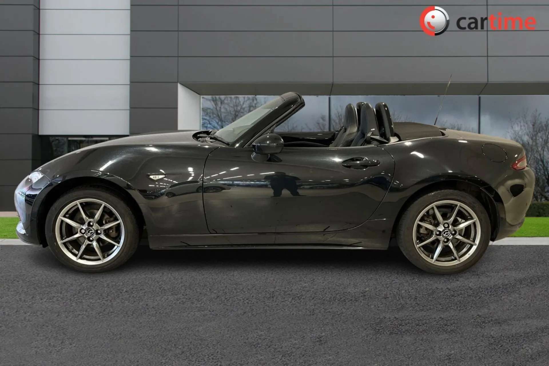 A 2021 MAZDA MX-5 1.5 SPORT 2d 131 BHP BOSE Audio Speakers, Rear Park Sensors, Keyless Entry, Wireless Apple CarPlay, LED Headlights Jet Black, 16-Inch Alloy Wheels A 2021 MAZDA MX-5 1.5 SPORT 2d 131 BHP BOSE Audio Speakers, Rear Park Sensors, Keyless Entry, Wireless Apple CarPlay, LED Headlights Jet Black, 16-Inch Alloy Wheels