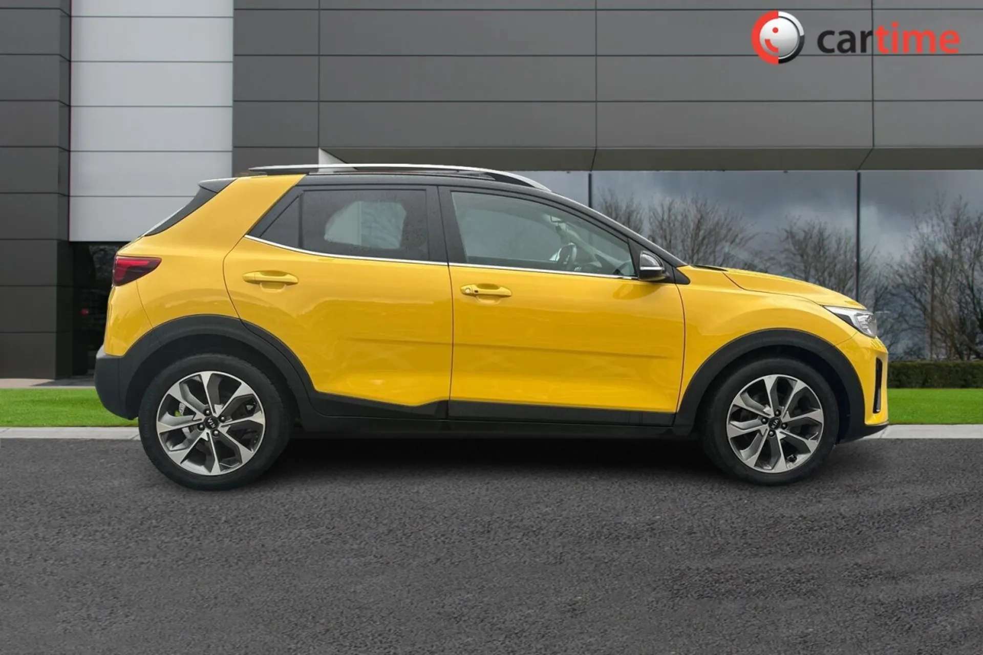 A 2020 KIA STONIC 1.0 4 ISG 5d 118 BHP Reversing Camera, Heated Steering Wheel, 7-Inch Touchscreen, Blind Spot Detection, Heated Front Seats Zest Yellow, 17-Inch Alloy A 2020 KIA STONIC 1.0 4 ISG 5d 118 BHP Reversing Camera, Heated Steering Wheel, 7-Inch Touchscreen, Blind Spot Detection, Heated Front Seats Zest Yellow, 17-Inch Alloy