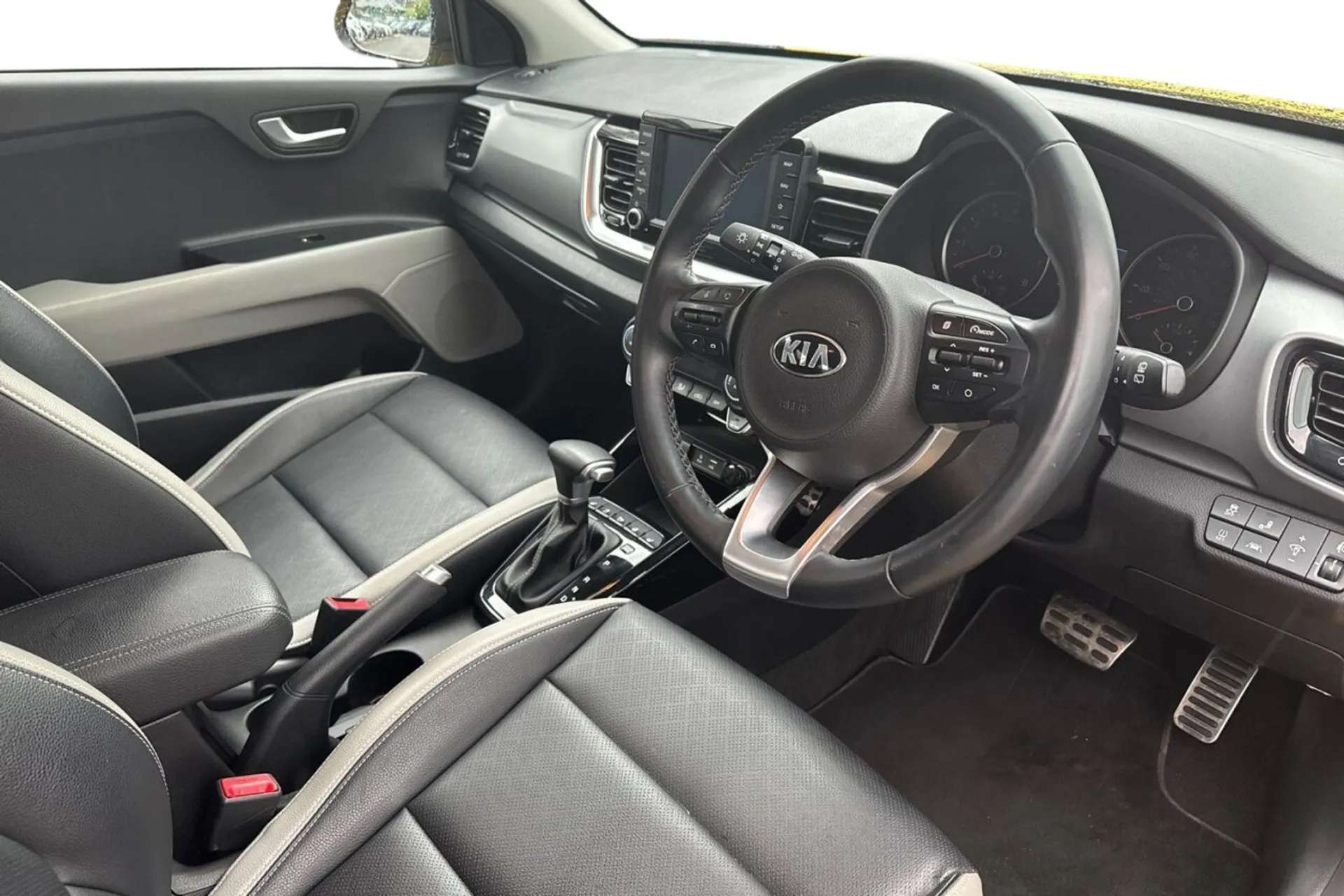 2020 KIA STONIC 2020 KIA STONIC