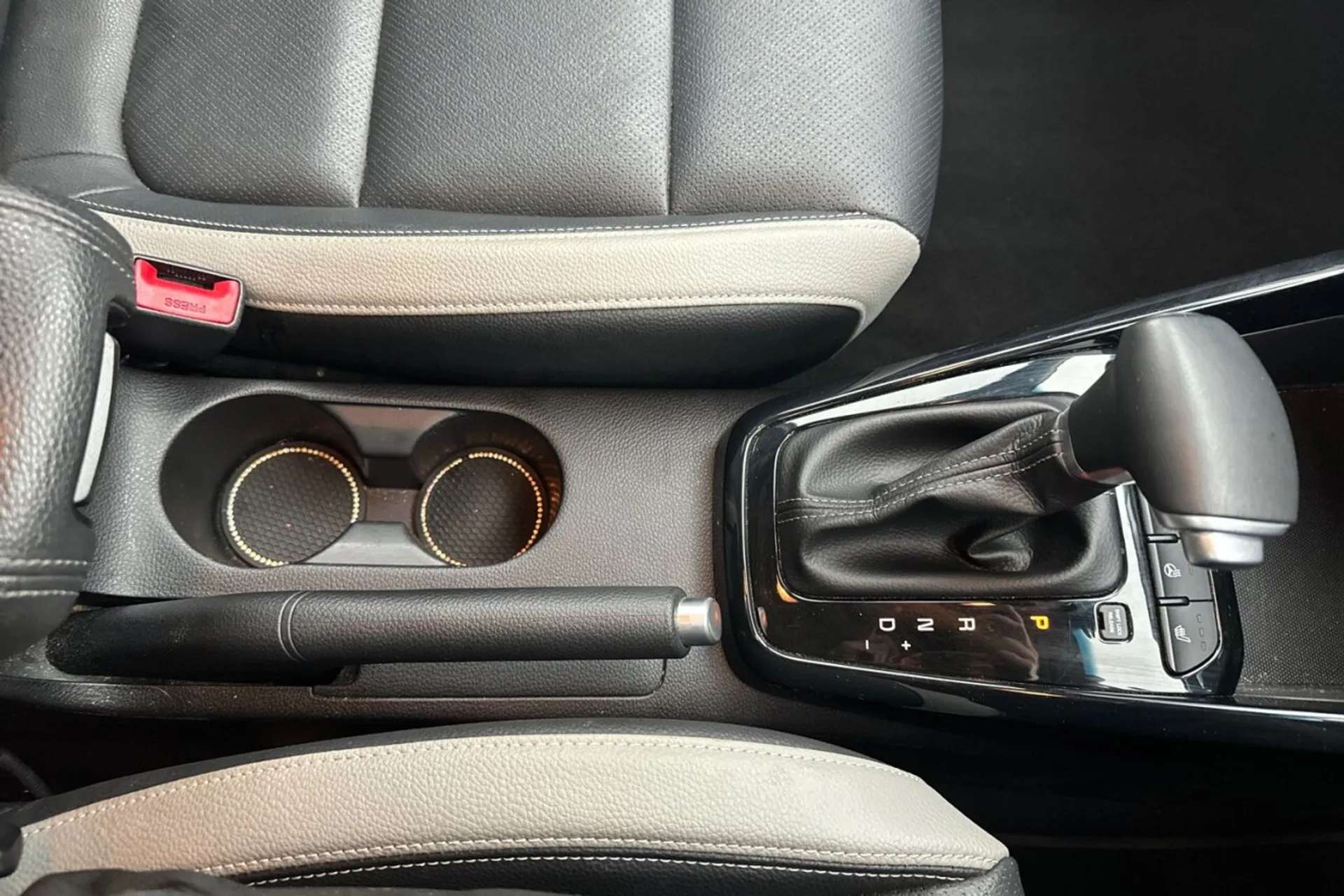 2020 KIA STONIC 2020 KIA STONIC