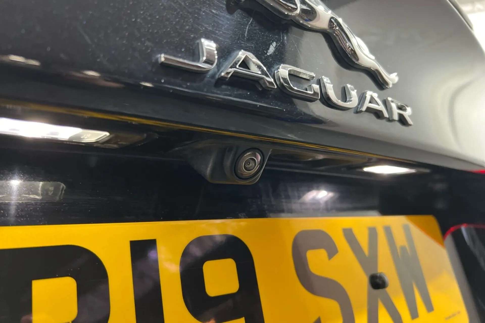 2019 JAGUAR XE 2019 JAGUAR XE