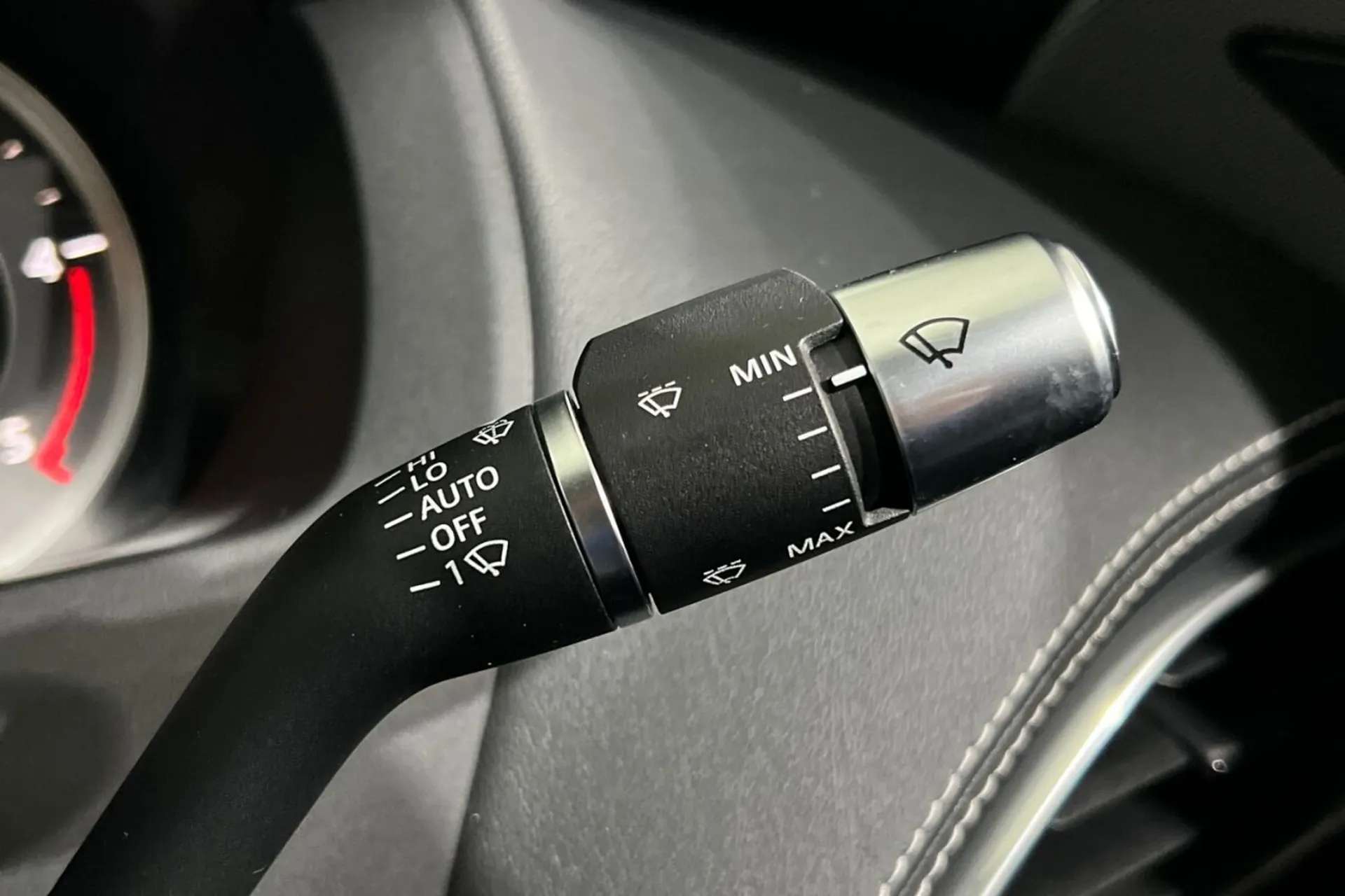 2019 JAGUAR XE 2019 JAGUAR XE