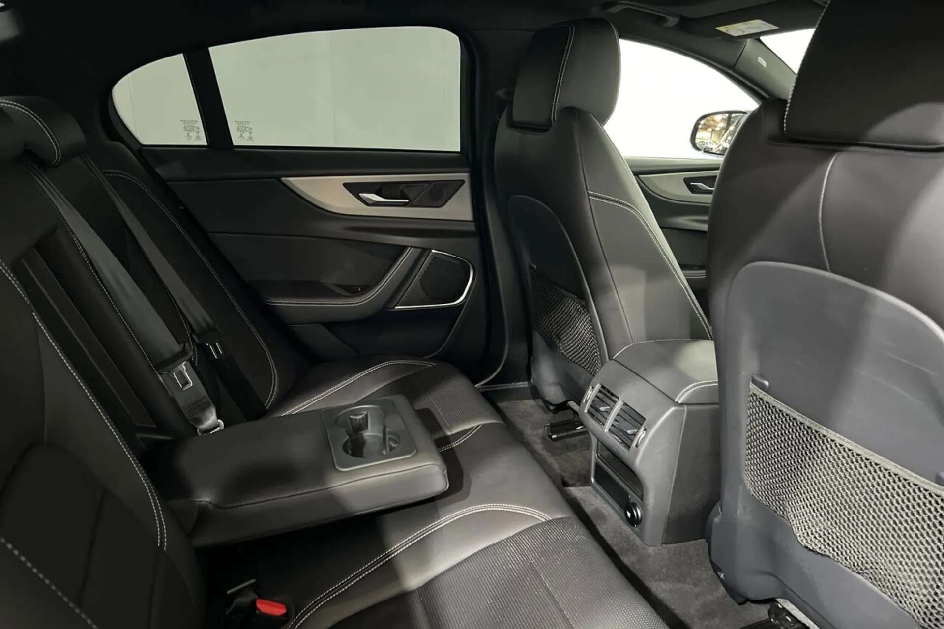 2019 JAGUAR XE 2019 JAGUAR XE