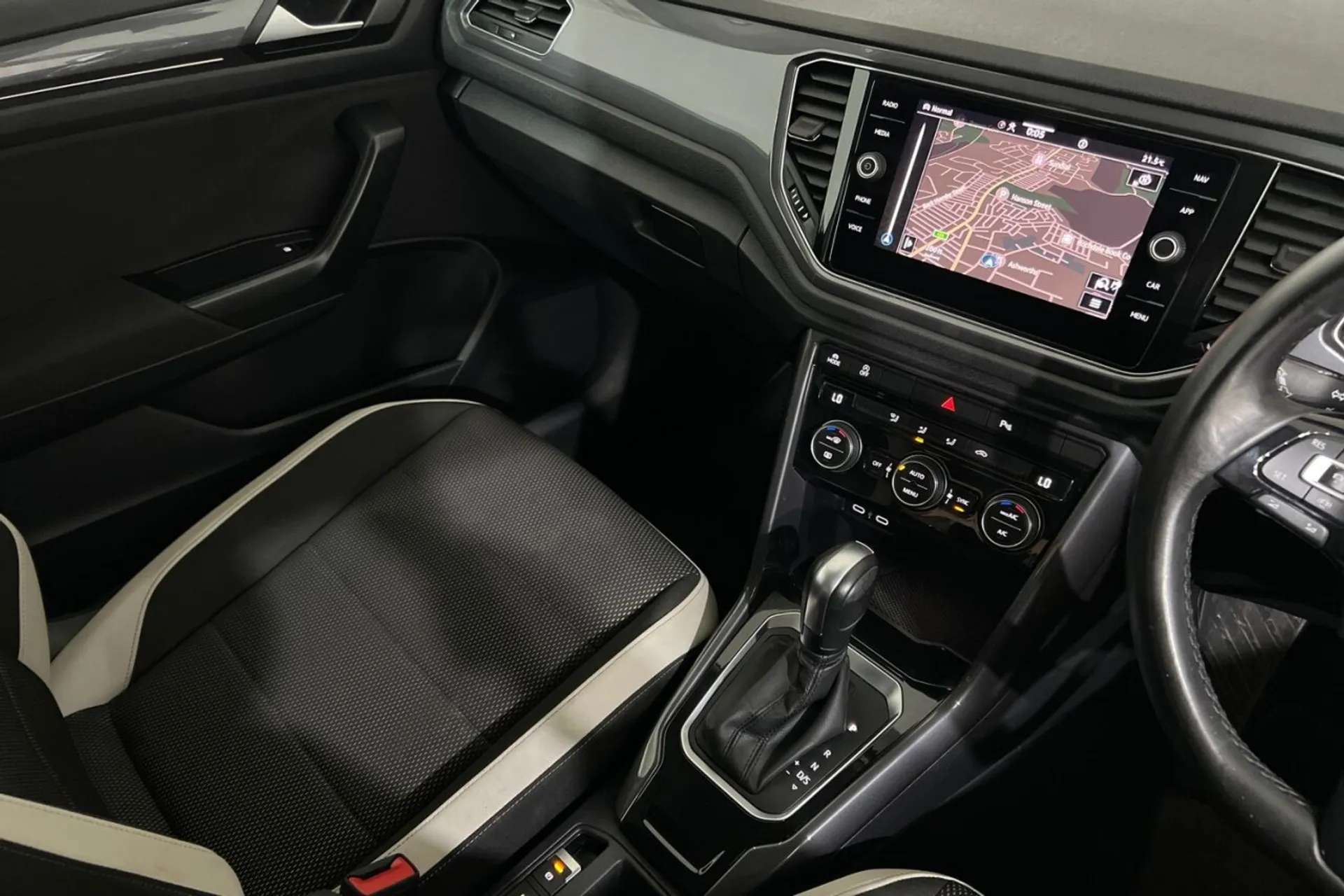 0 VOLKSWAGEN T-ROC 0 VOLKSWAGEN T-ROC