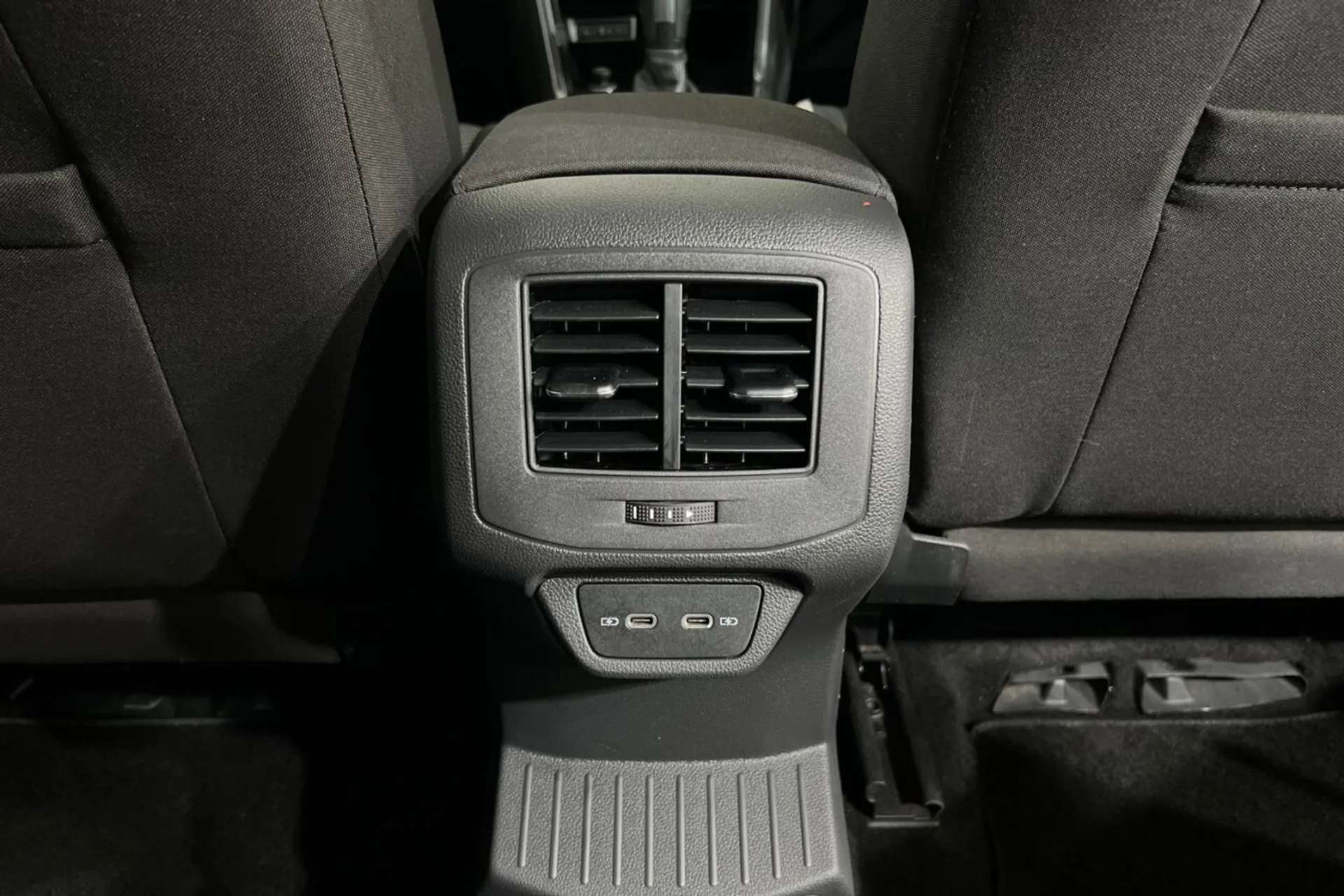 0 VOLKSWAGEN T-ROC 0 VOLKSWAGEN T-ROC