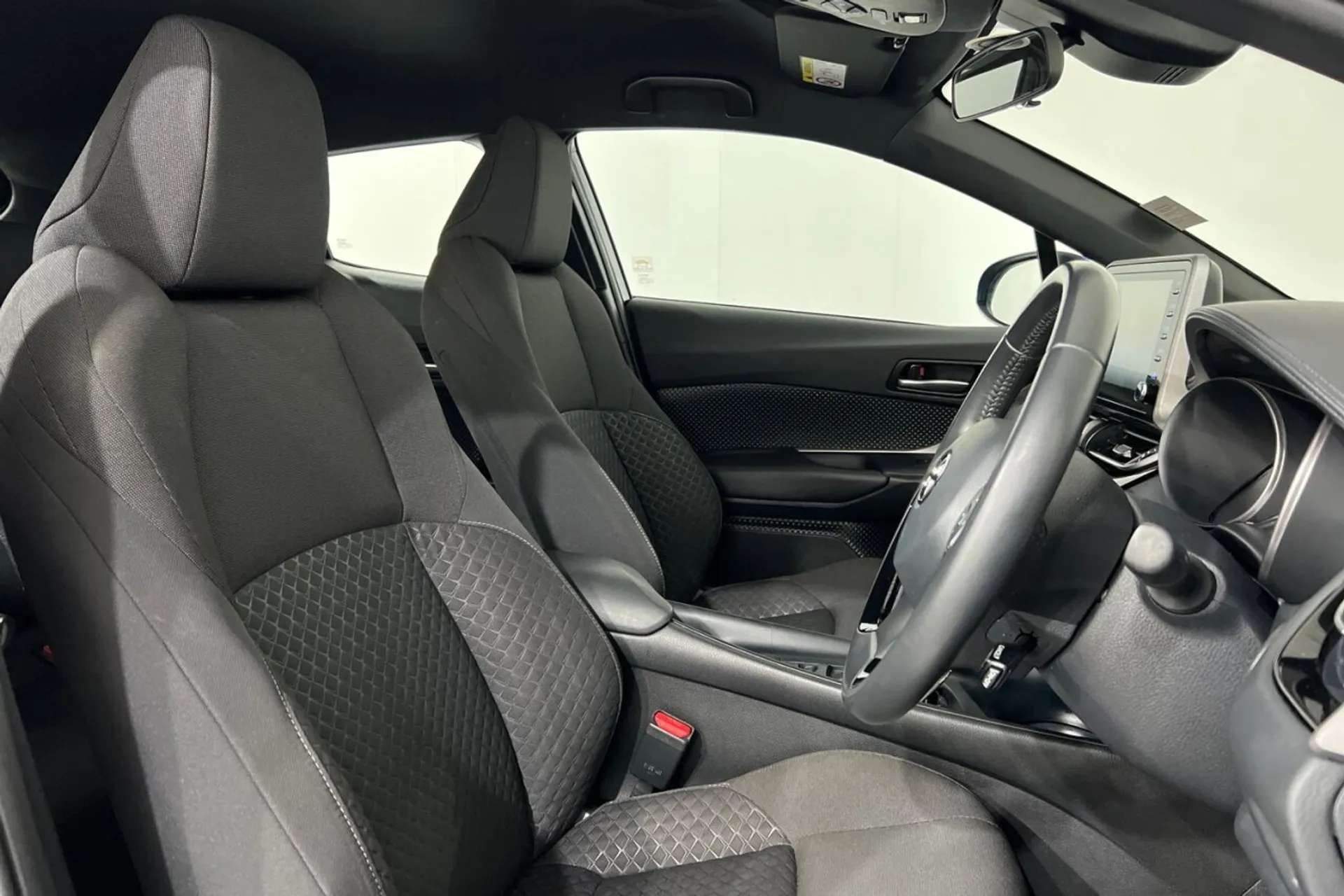 0 TOYOTA CHR 0 TOYOTA CHR