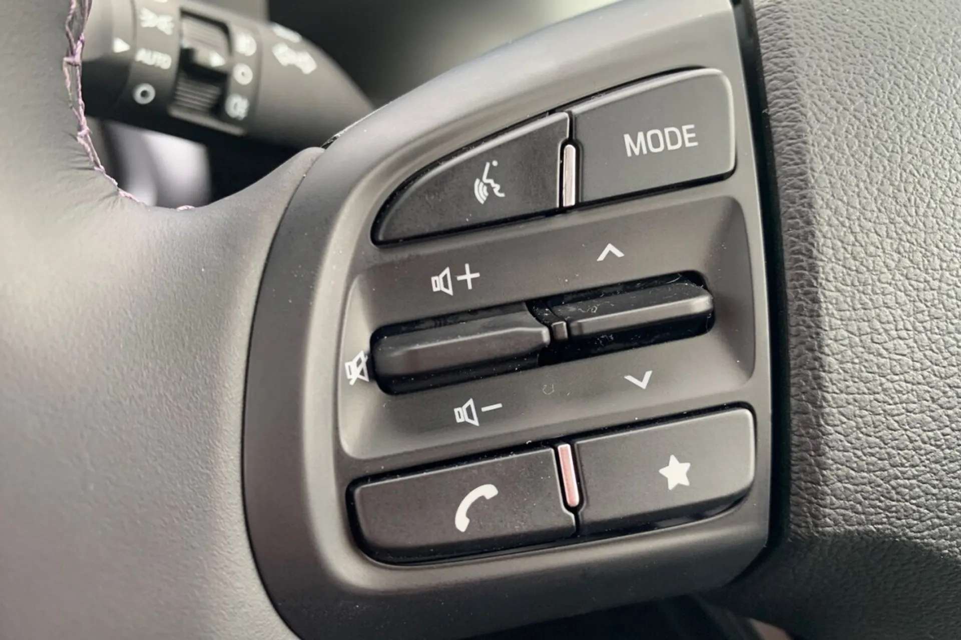 2023 HYUNDAI I10 2023 HYUNDAI I10