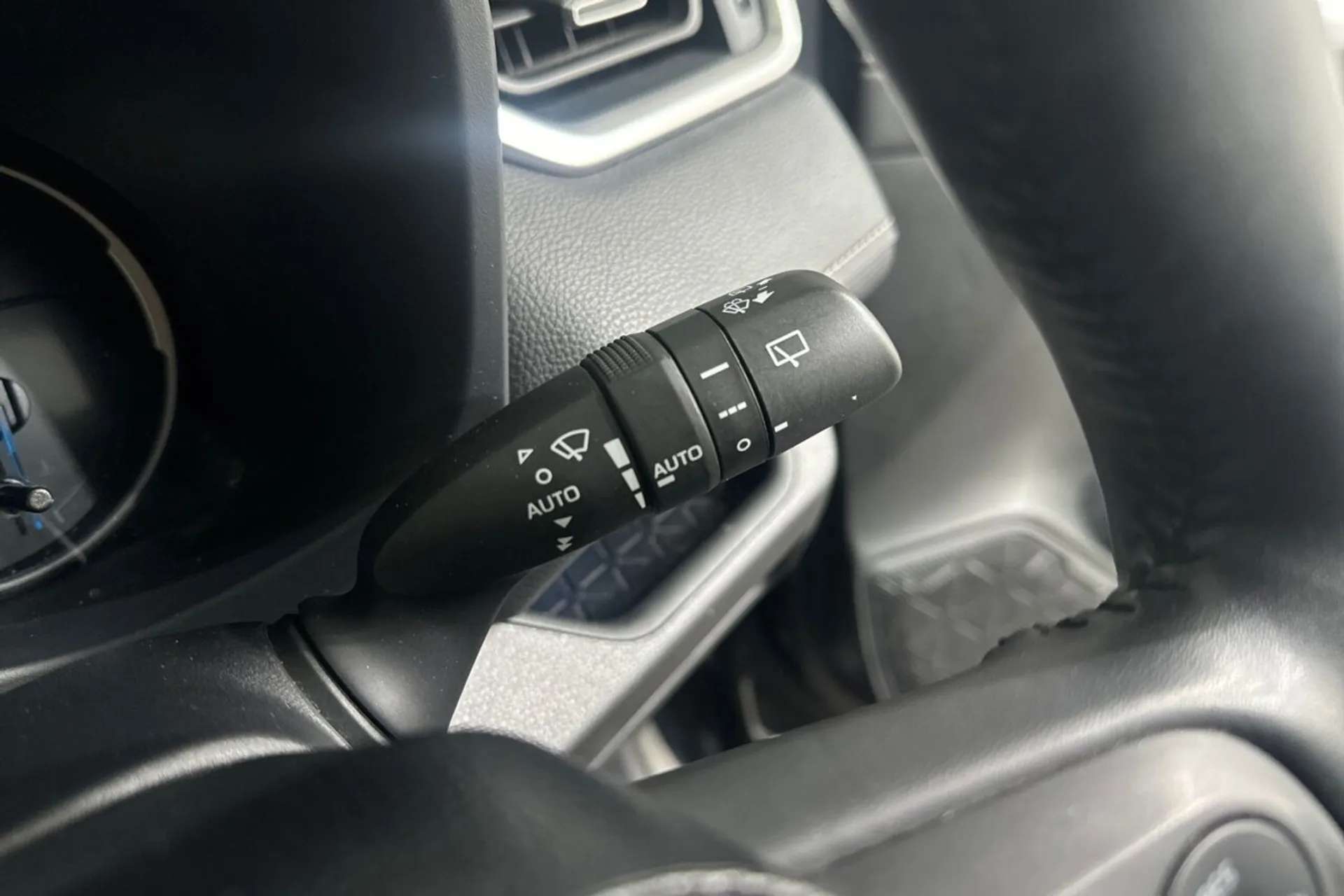 2020 TOYOTA RAV4 2020 TOYOTA RAV4