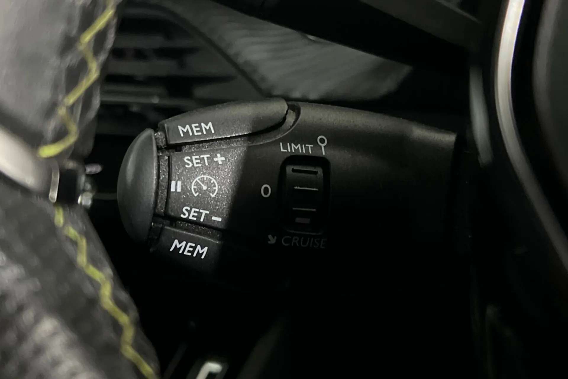 0 PEUGEOT 2008 0 PEUGEOT 2008