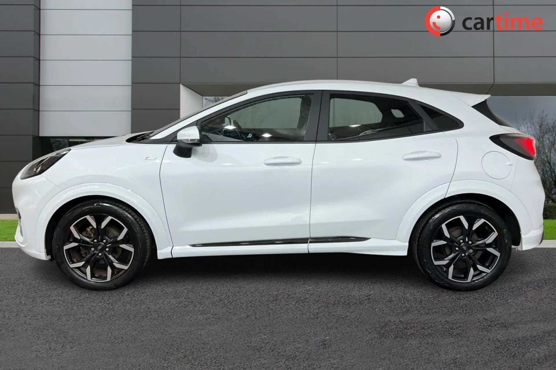 A 2021 FORD PUMA 1.0 ST-LINE X MHEV 5d 124 BHP Privacy Glass, Rear Park Sensors, Ford SYNC3 DAB, 18In Alloy Wheels, Automatic Headlights Frozen White, 18In Alloy Wheel A 2021 FORD PUMA 1.0 ST-LINE X MHEV 5d 124 BHP Privacy Glass, Rear Park Sensors, Ford SYNC3 DAB, 18In Alloy Wheels, Automatic Headlights Frozen White, 18In Alloy Wheel