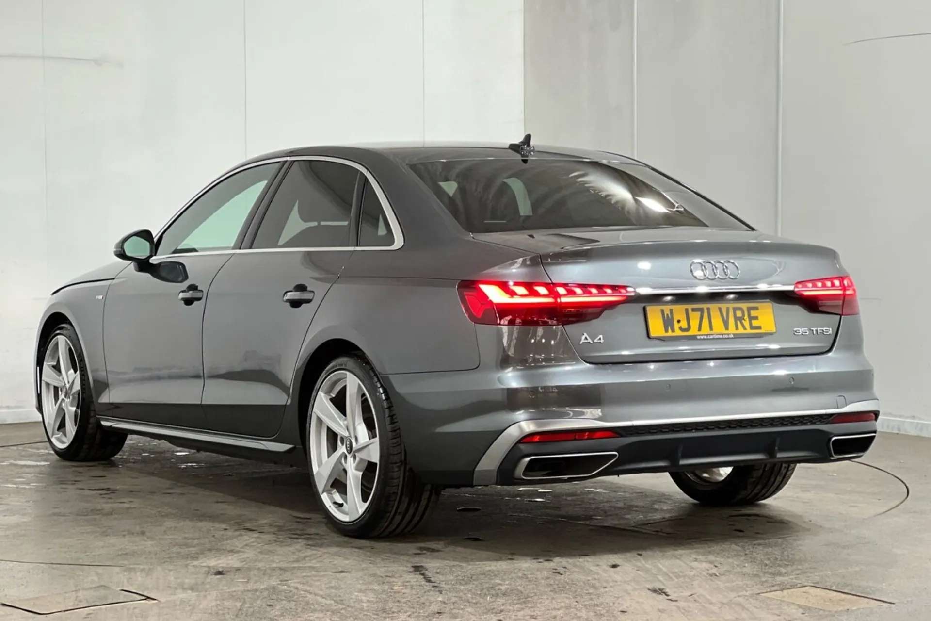 2021 AUDI A4 2021 AUDI A4