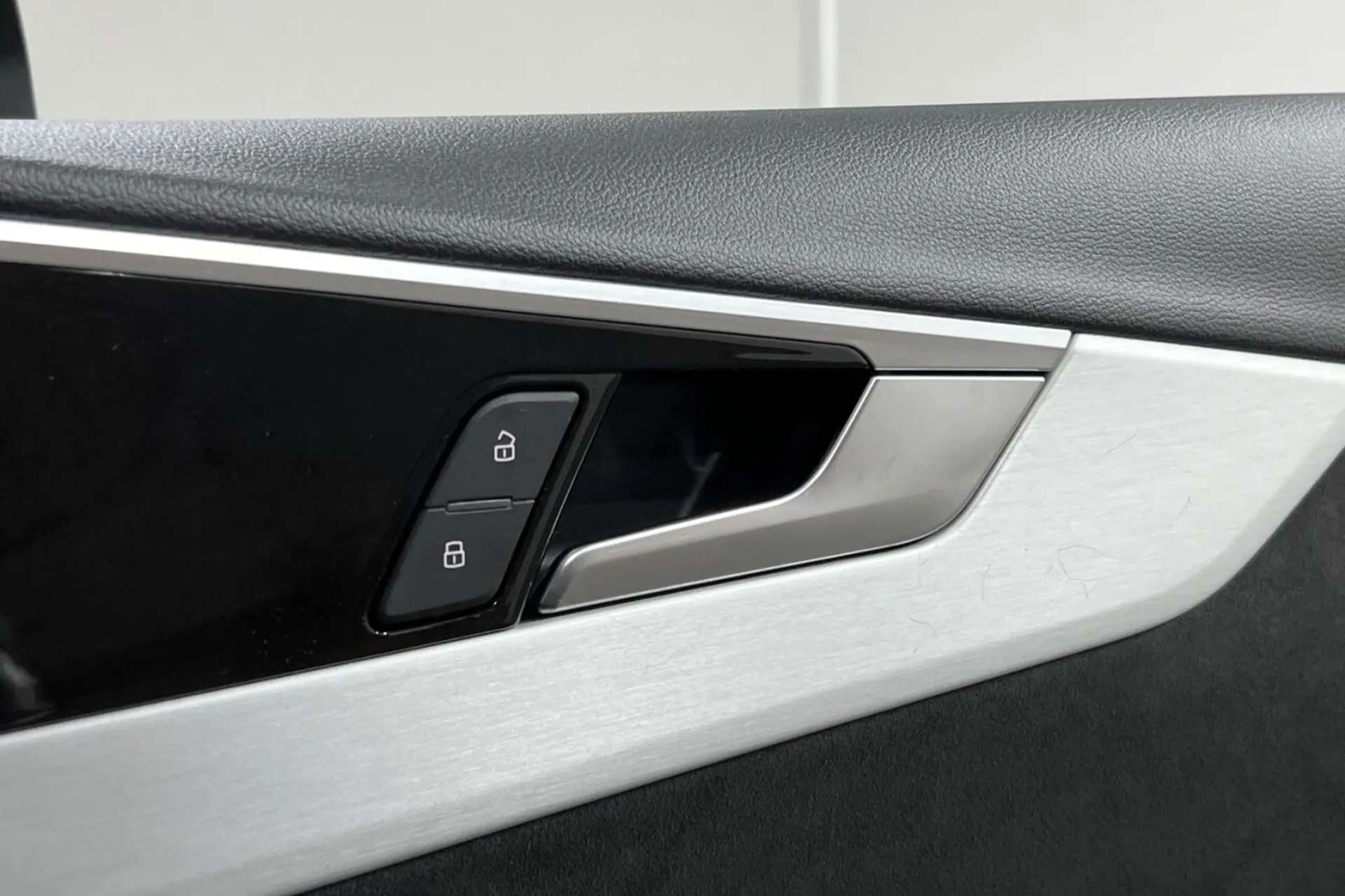 2021 AUDI A4 2021 AUDI A4