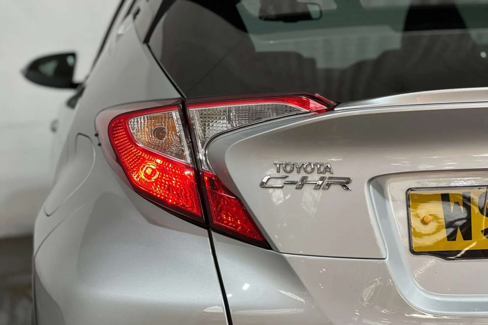 2019 TOYOTA CHR 2019 TOYOTA CHR