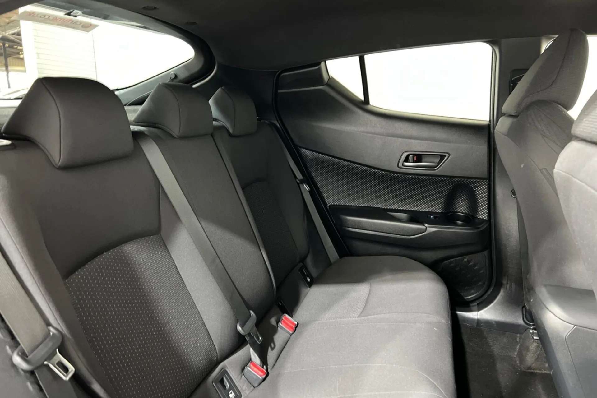 2019 TOYOTA CHR 2019 TOYOTA CHR