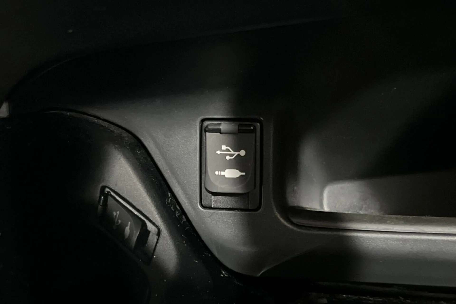 2019 TOYOTA CHR 2019 TOYOTA CHR