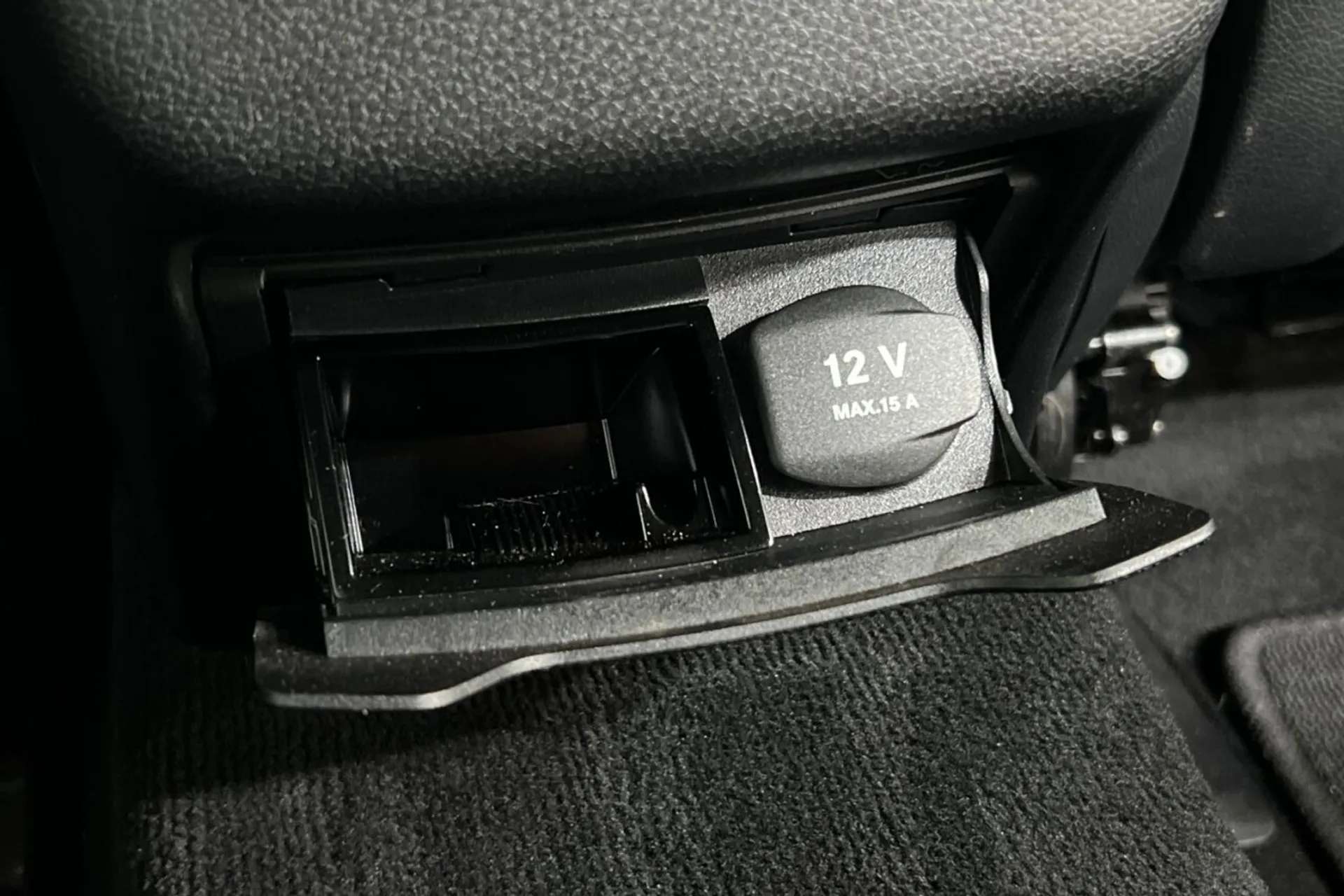 2019 MERCEDES-BENZ C-CLASS 2019 MERCEDES-BENZ C-CLASS