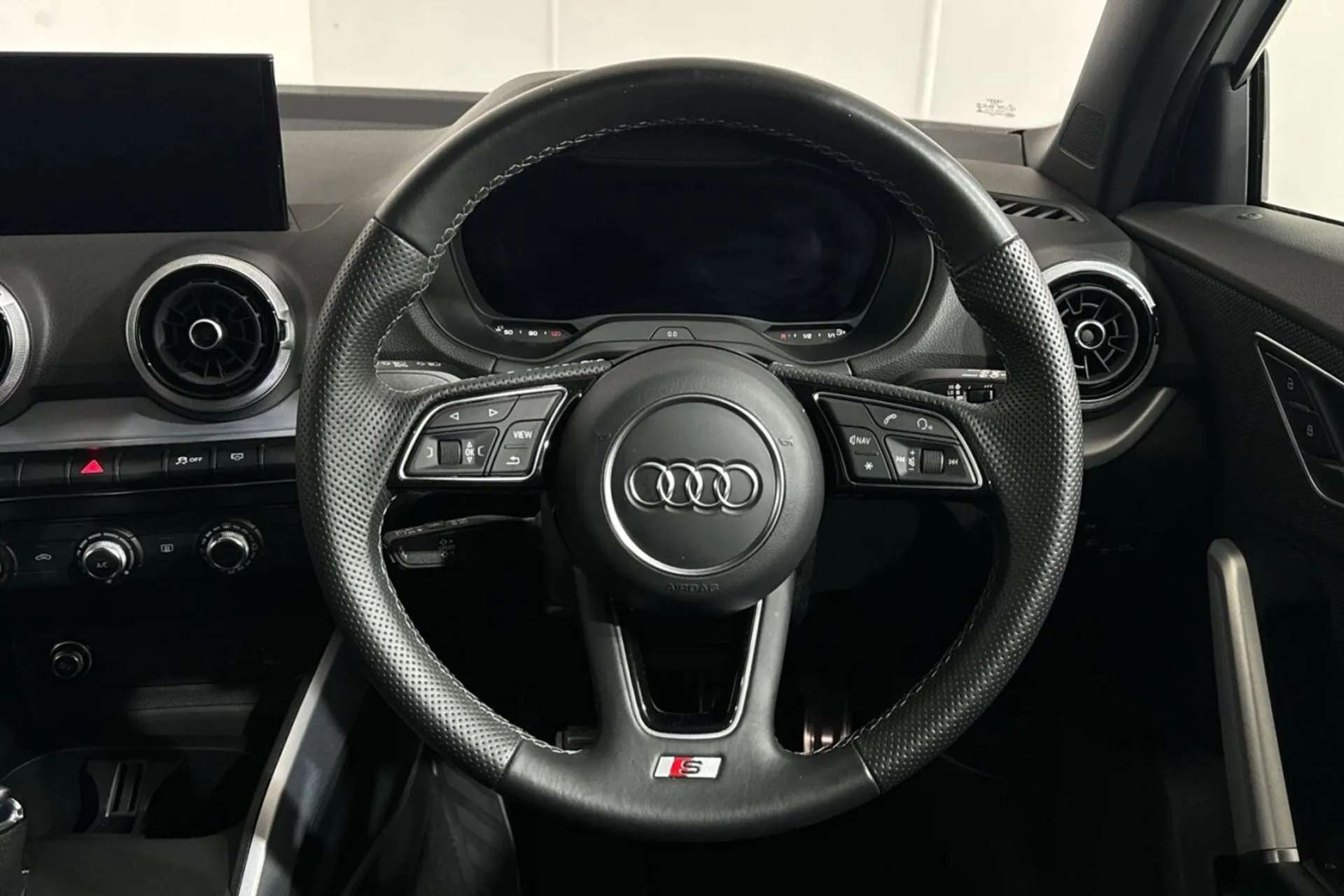 2022 AUDI Q2 2022 AUDI Q2