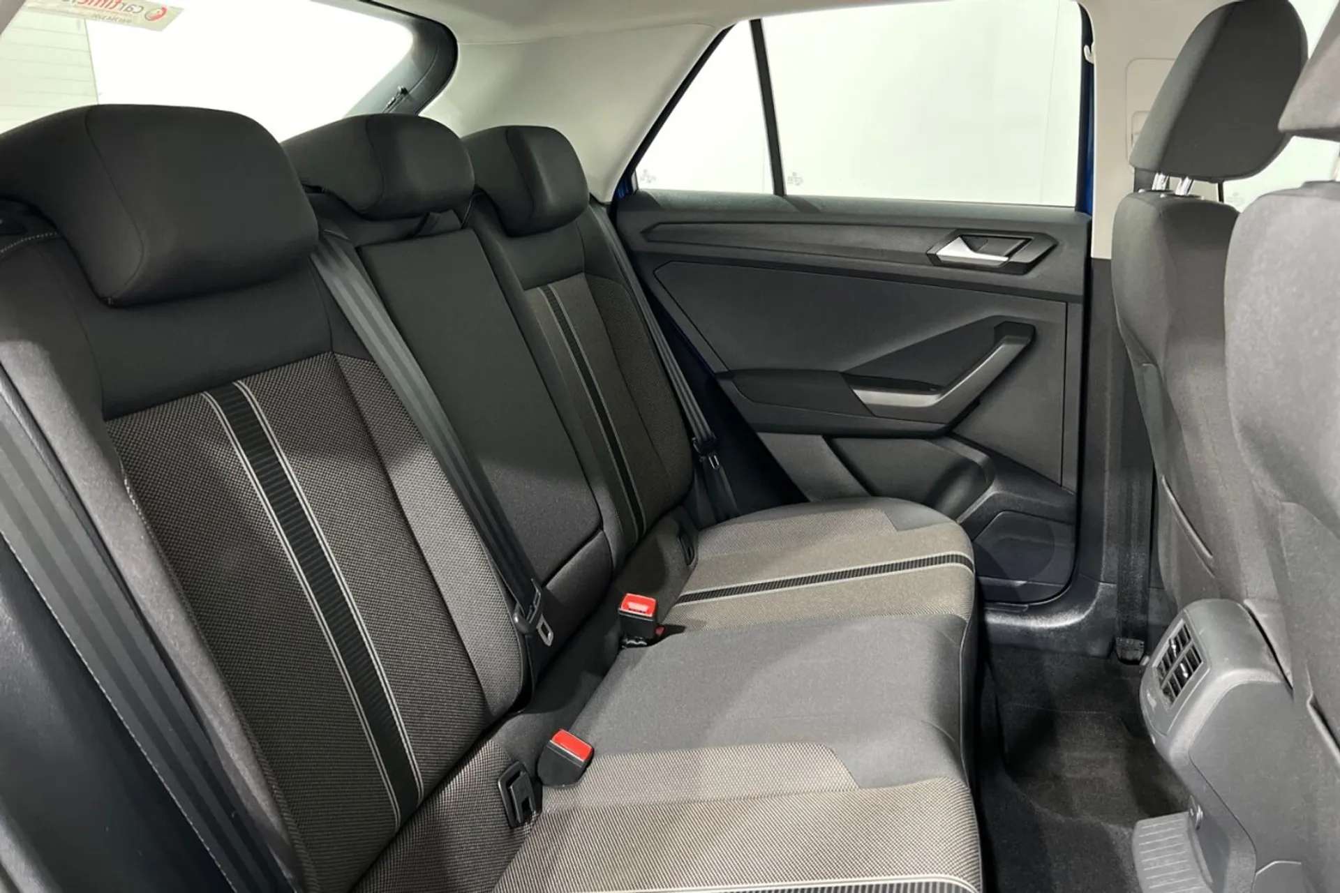 2019 VOLKSWAGEN T-ROC 2019 VOLKSWAGEN T-ROC