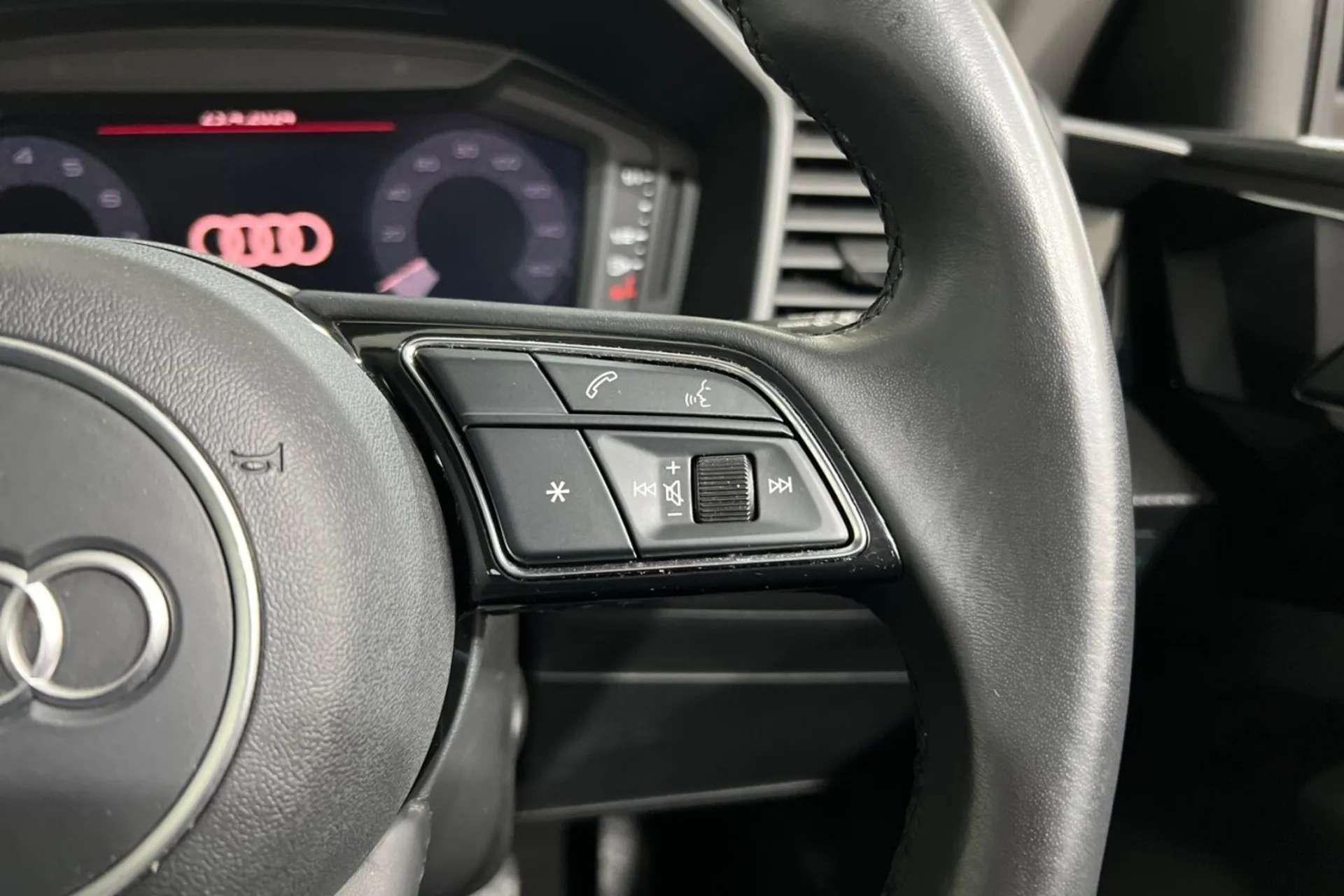 0 AUDI A1 0 AUDI A1