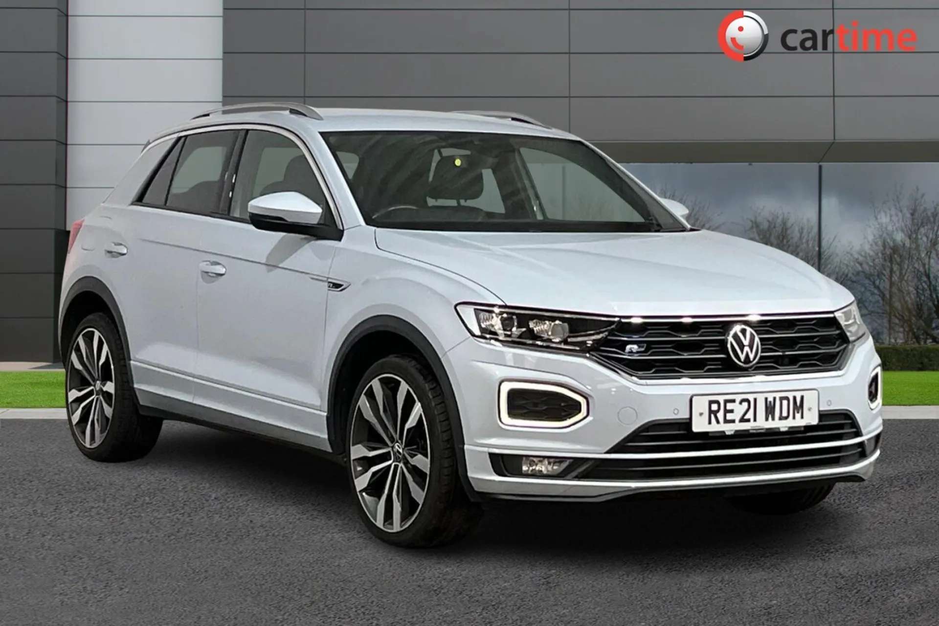 A 0 VOLKSWAGEN T-ROC 1.5 R-LINE TSI EVO DSG 5d 148 BHP 8in Satellite Navigation Touchscreen, 10.3in Active Driver's Display, Front / Rear Parking Sensors, Half Leather Int A 0 VOLKSWAGEN T-ROC 1.5 R-LINE TSI EVO DSG 5d 148 BHP 8in Satellite Navigation Touchscreen, 10.3in Active Driver's Display, Front / Rear Parking Sensors, Half Leather Int