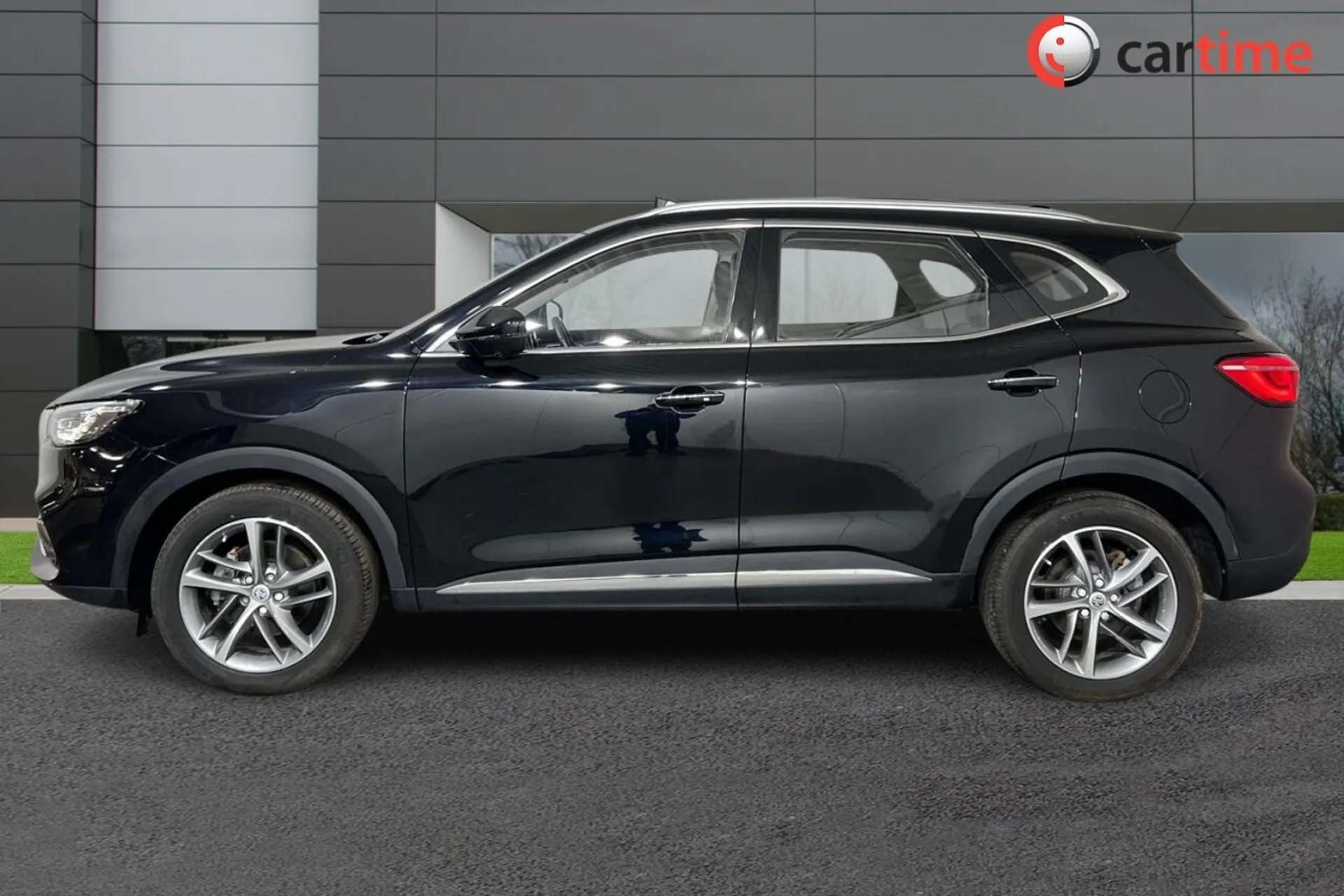 A 0 MG MG HS 1.5 EXCLUSIVE 5d 255 BHP Blind Spot Detection, Reverse Camera, Heated Seats, Power Tailgate, 10-Inch Touchscreen 18in Alloys, Black Pearl A 0 MG MG HS 1.5 EXCLUSIVE 5d 255 BHP Blind Spot Detection, Reverse Camera, Heated Seats, Power Tailgate, 10-Inch Touchscreen 18in Alloys, Black Pearl