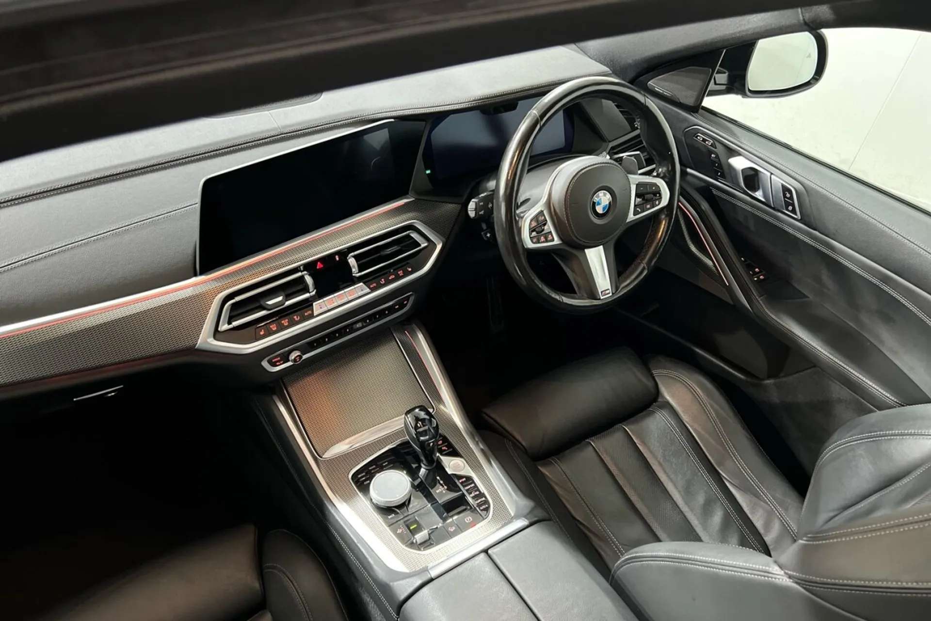 2021 BMW X6 2021 BMW X6