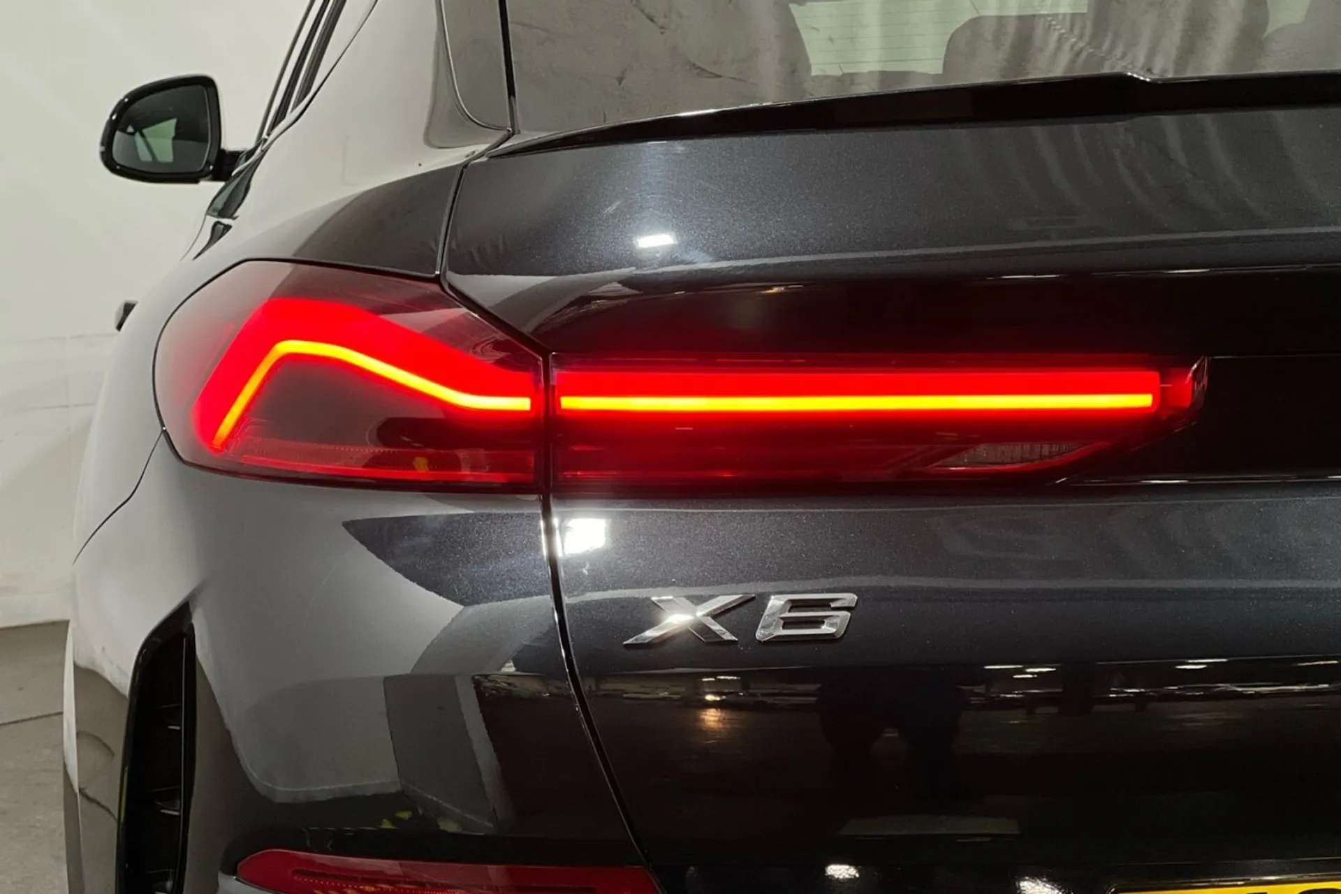 2021 BMW X6 2021 BMW X6