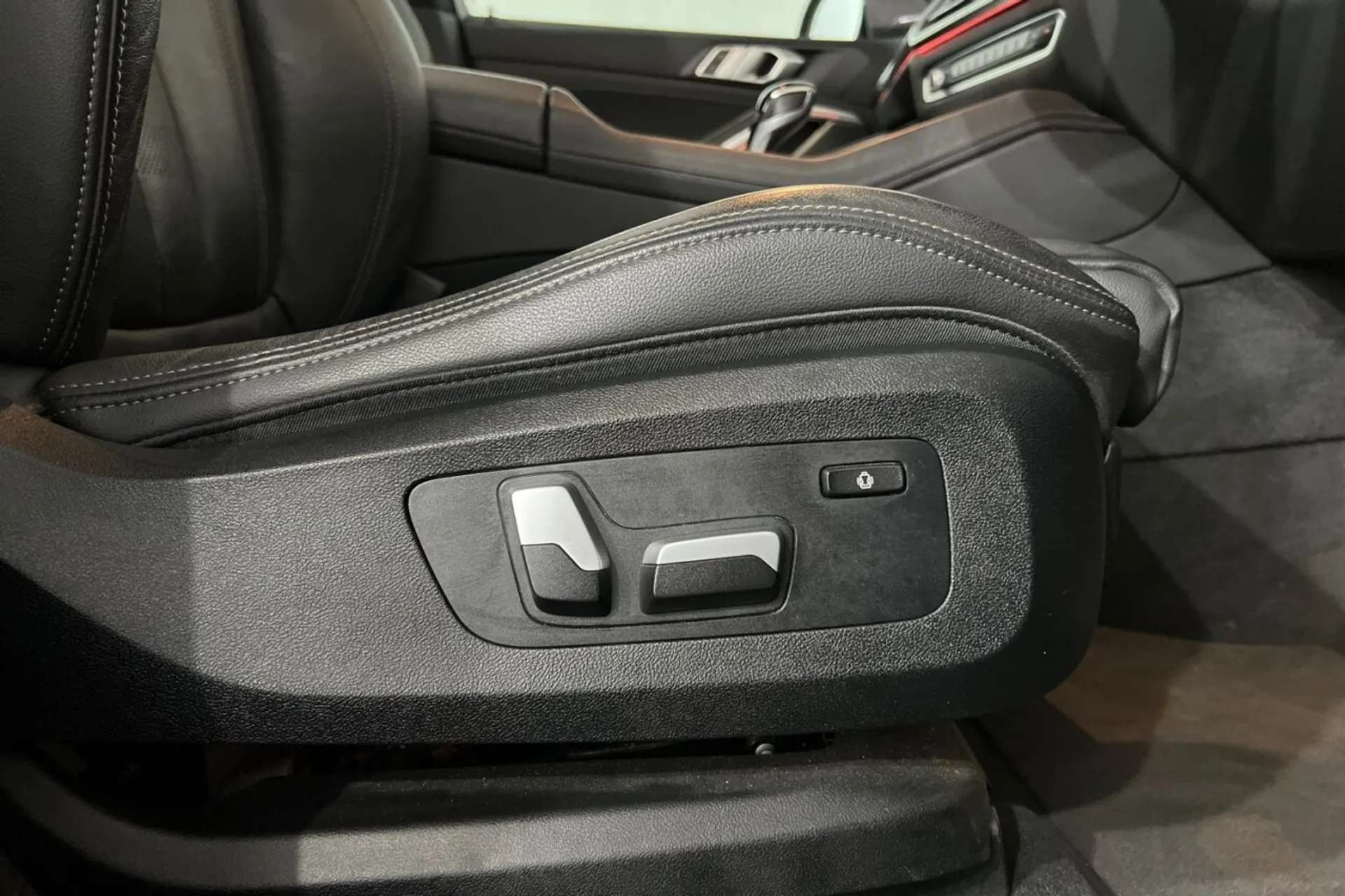 2021 BMW X6 2021 BMW X6