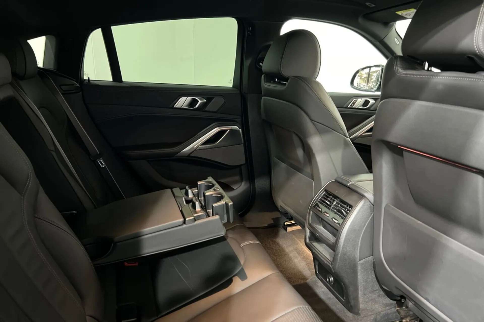 2021 BMW X6 2021 BMW X6