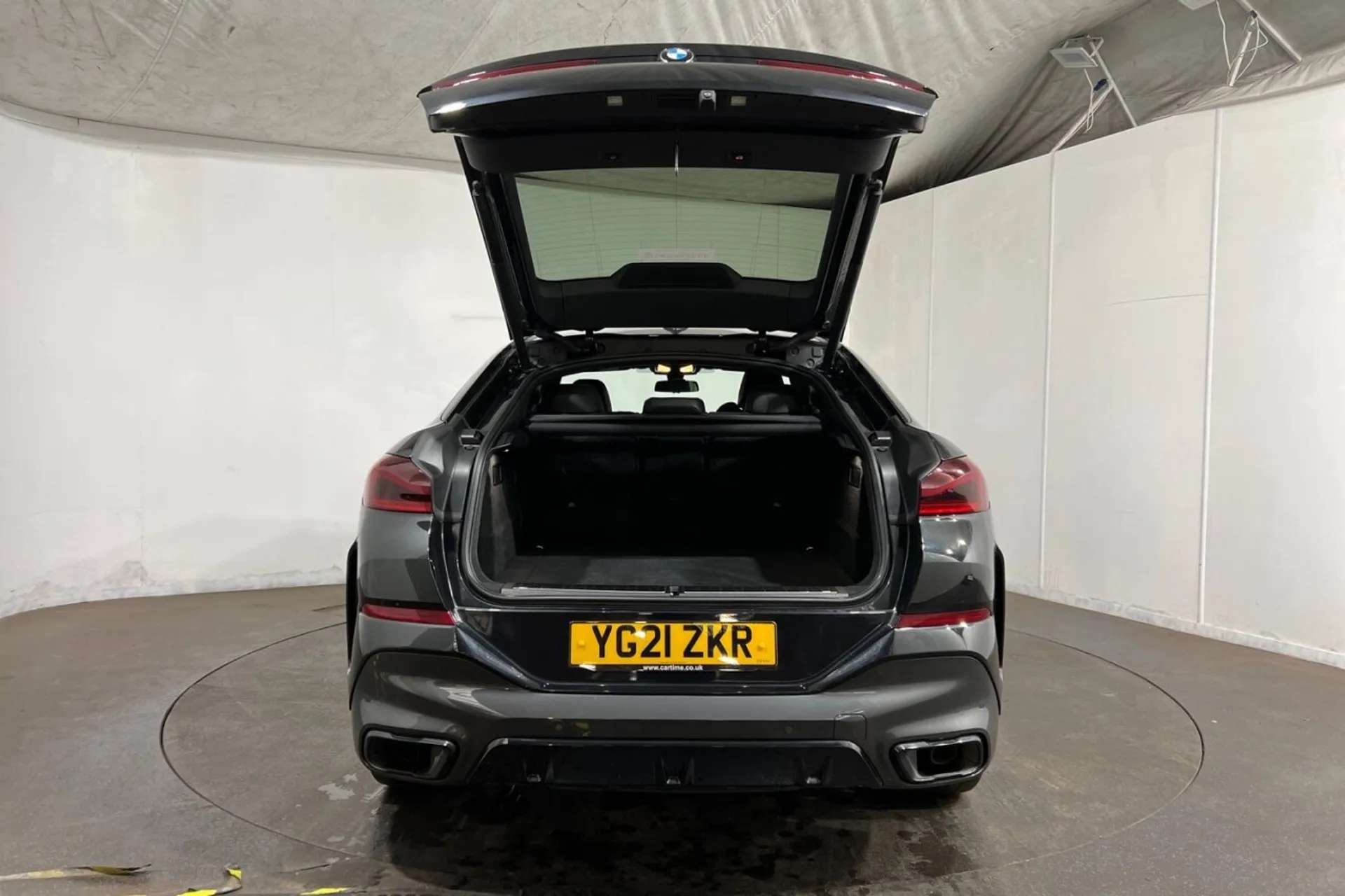 2021 BMW X6 2021 BMW X6