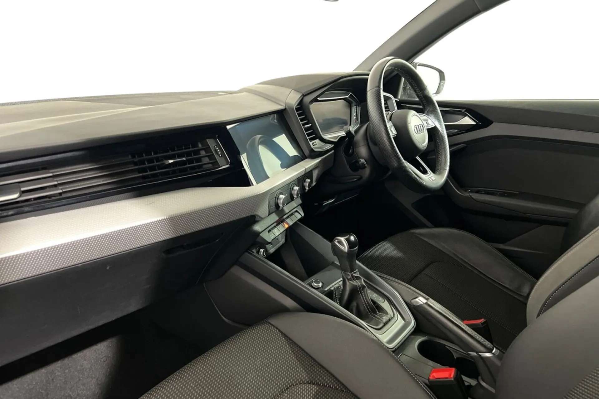 2021 AUDI A1 2021 AUDI A1