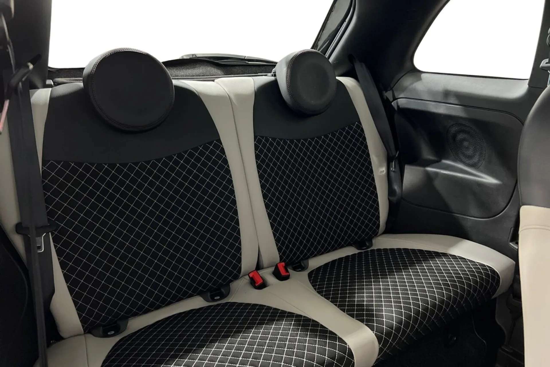 2021 FIAT 500 2021 FIAT 500