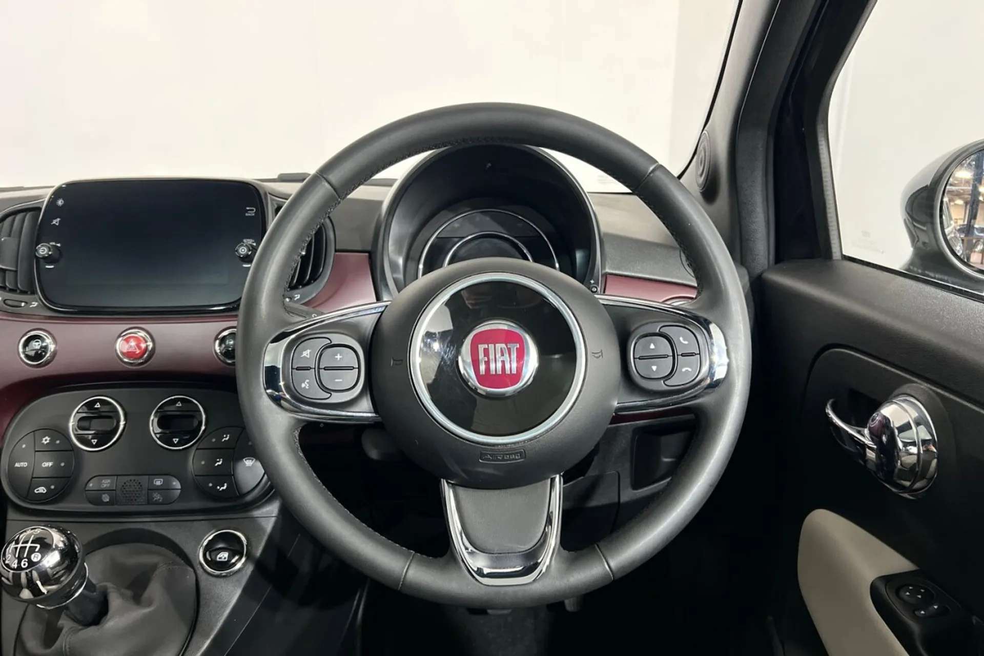 2021 FIAT 500 2021 FIAT 500