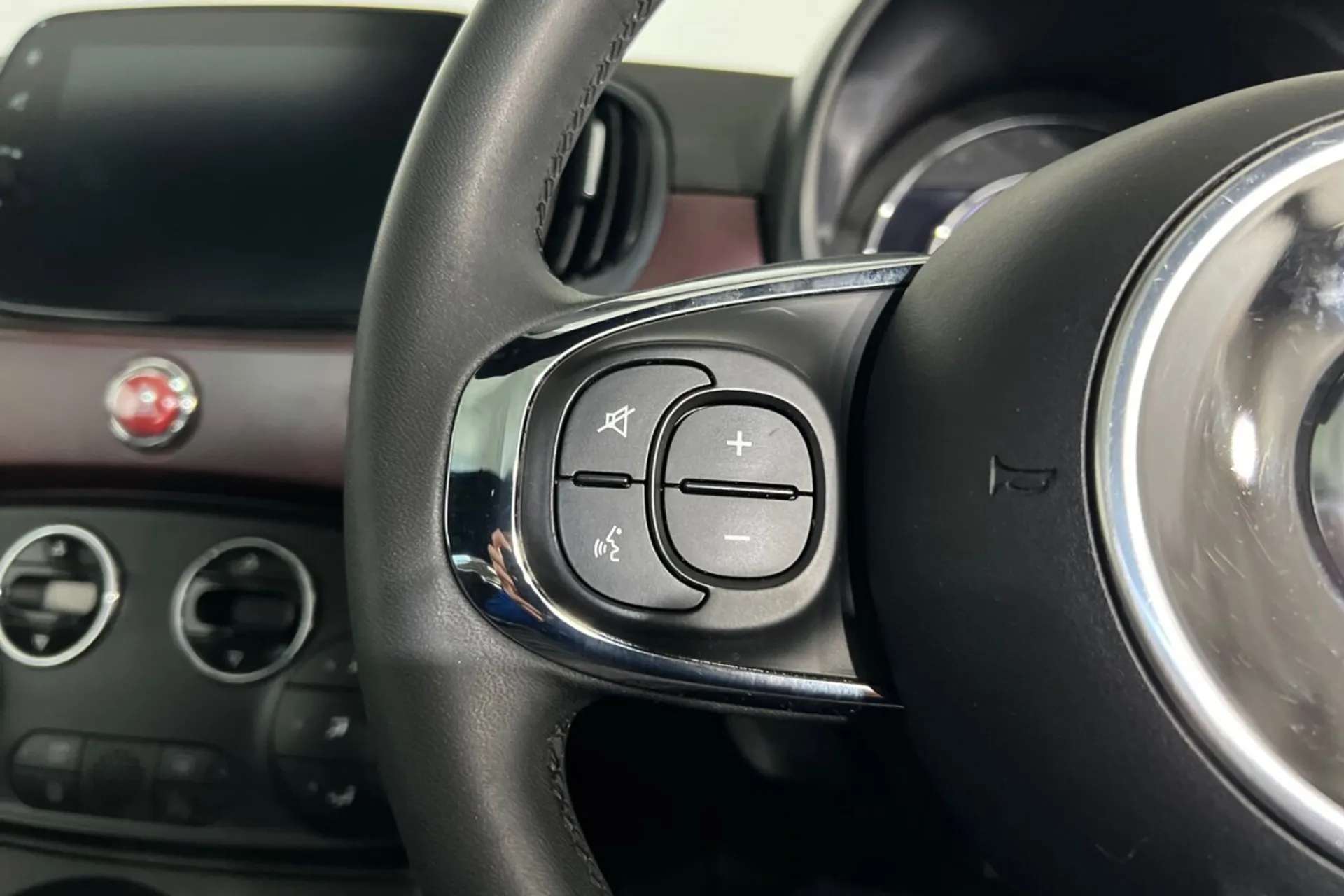 2021 FIAT 500 2021 FIAT 500