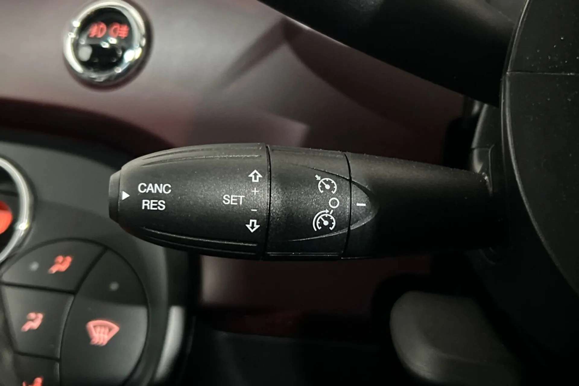 2021 FIAT 500 2021 FIAT 500